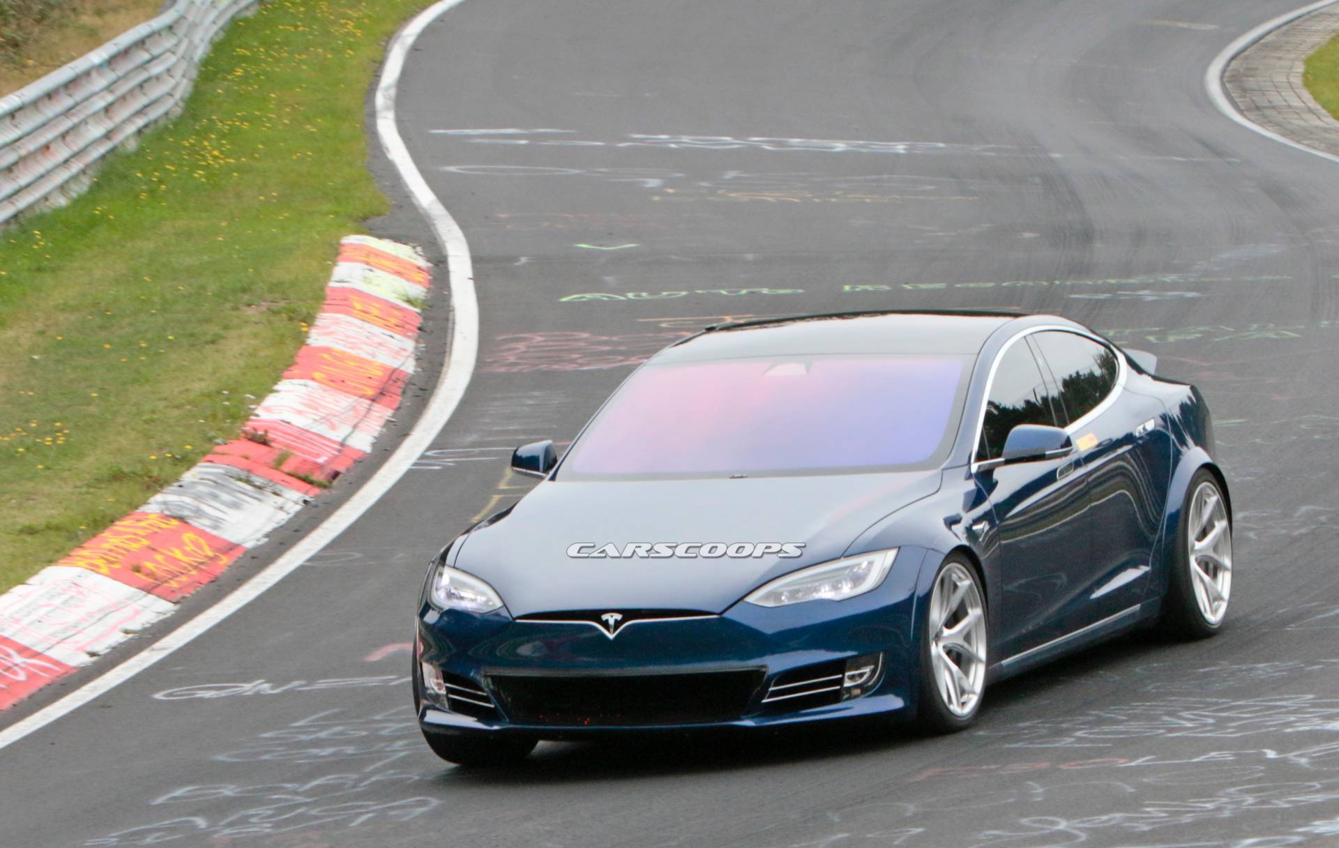 Tesla Model S Prototype Allegedly Demolishes Porsche Taycan’s ‘Ring Lap Record