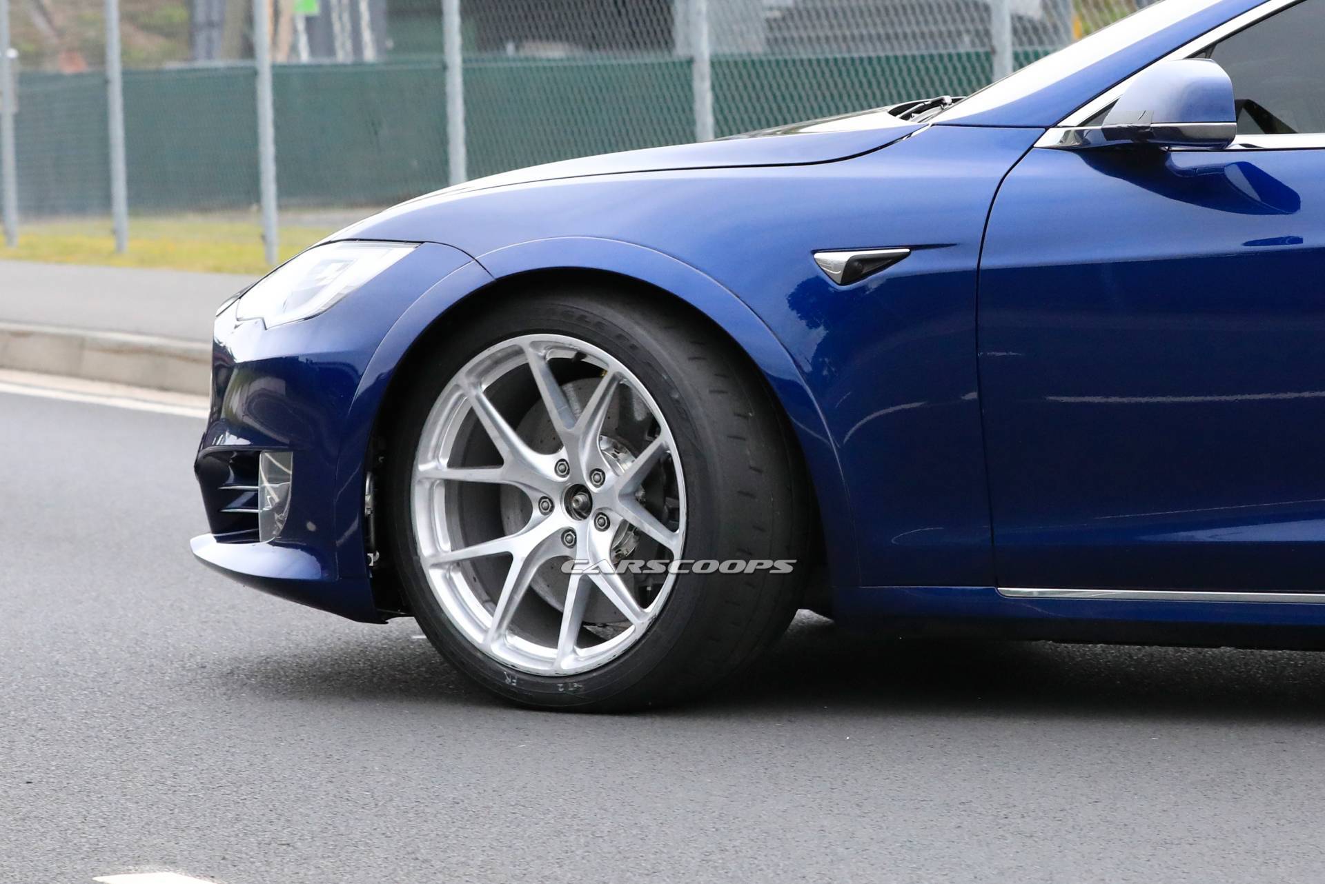 Tesla Model S Prototype Allegedly Demolishes Porsche Taycan’s ‘Ring Lap Record