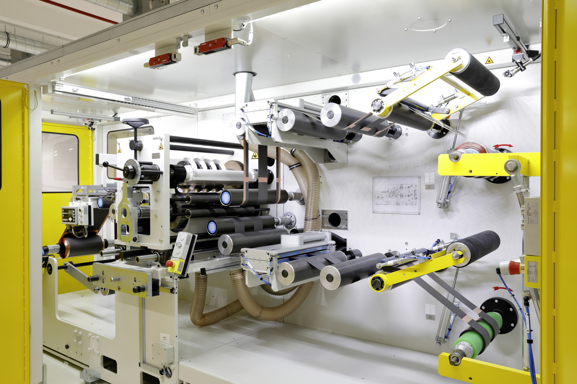 VW Launches Development And Production Of Battery Cells In Salzgitter’s Pilot Line