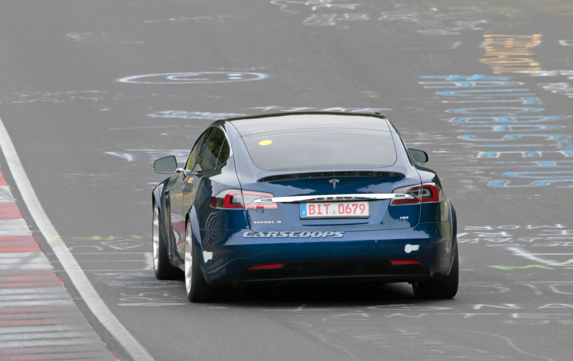 Tesla Model S Prototype Allegedly Demolishes Porsche Taycan’s ‘Ring Lap Record