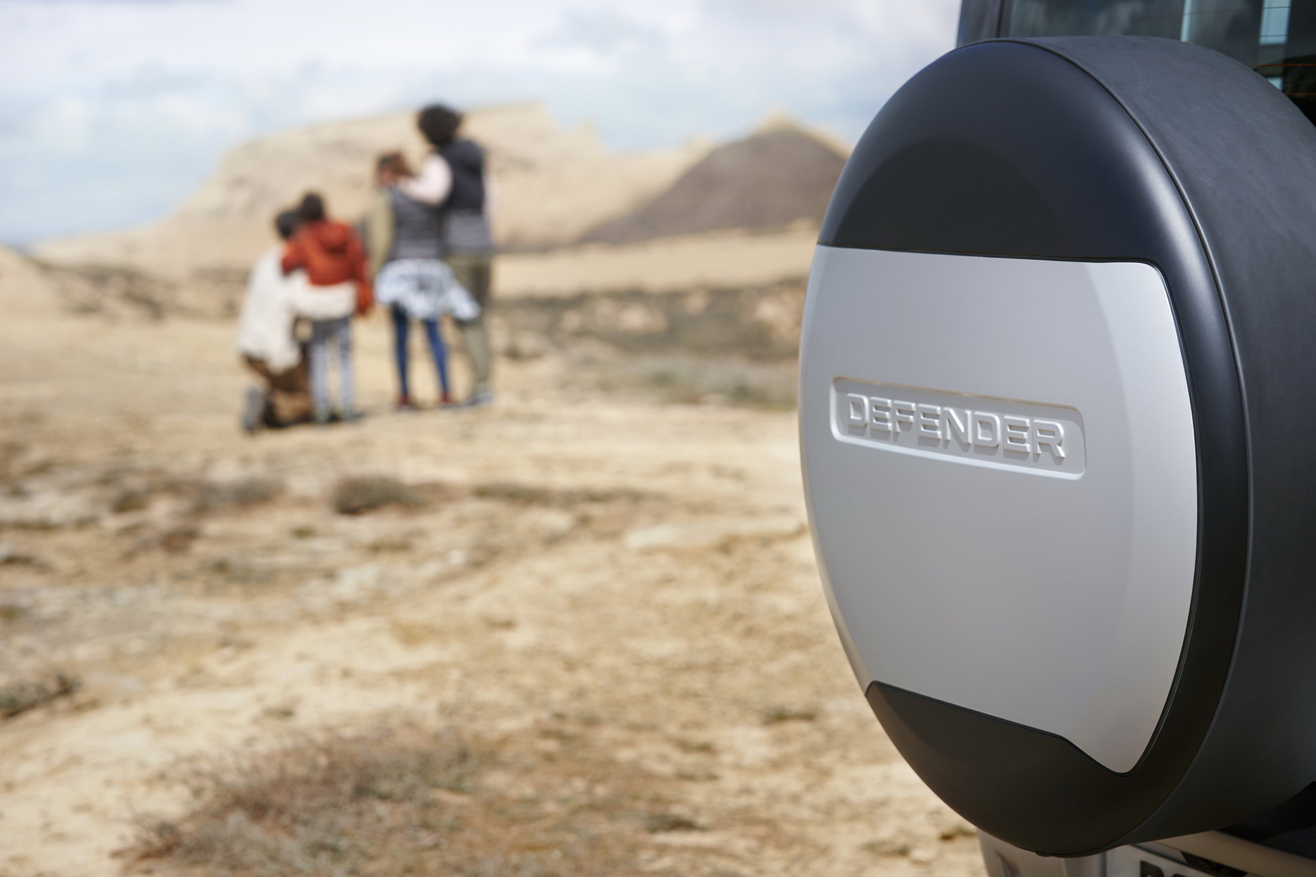 2020 Land Rover Defender Reborn As A Modern 4×4 With Advanced Tech