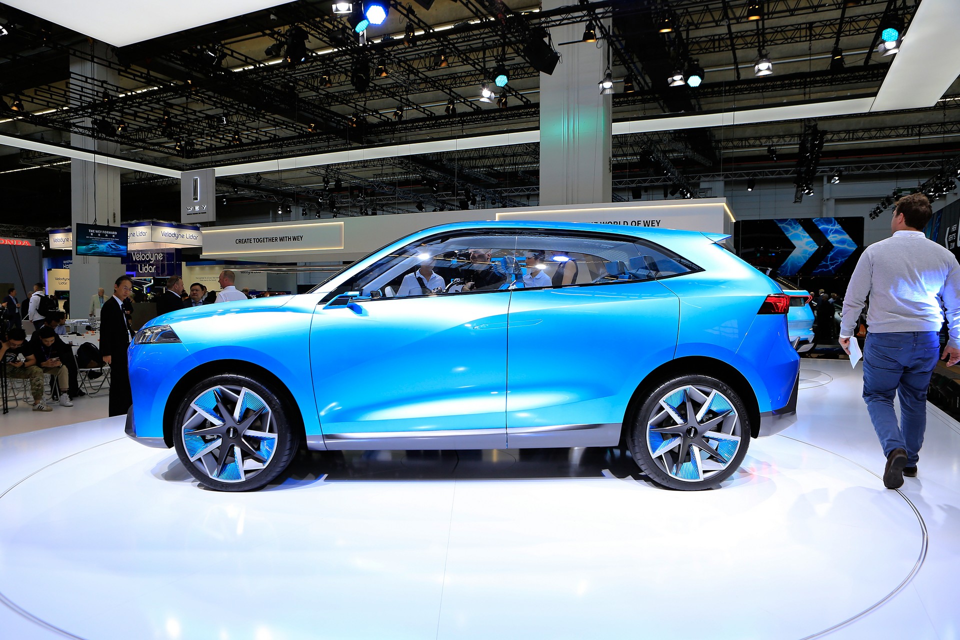 Chinese Wey’s Forward Is With The S And X Crossover Concepts