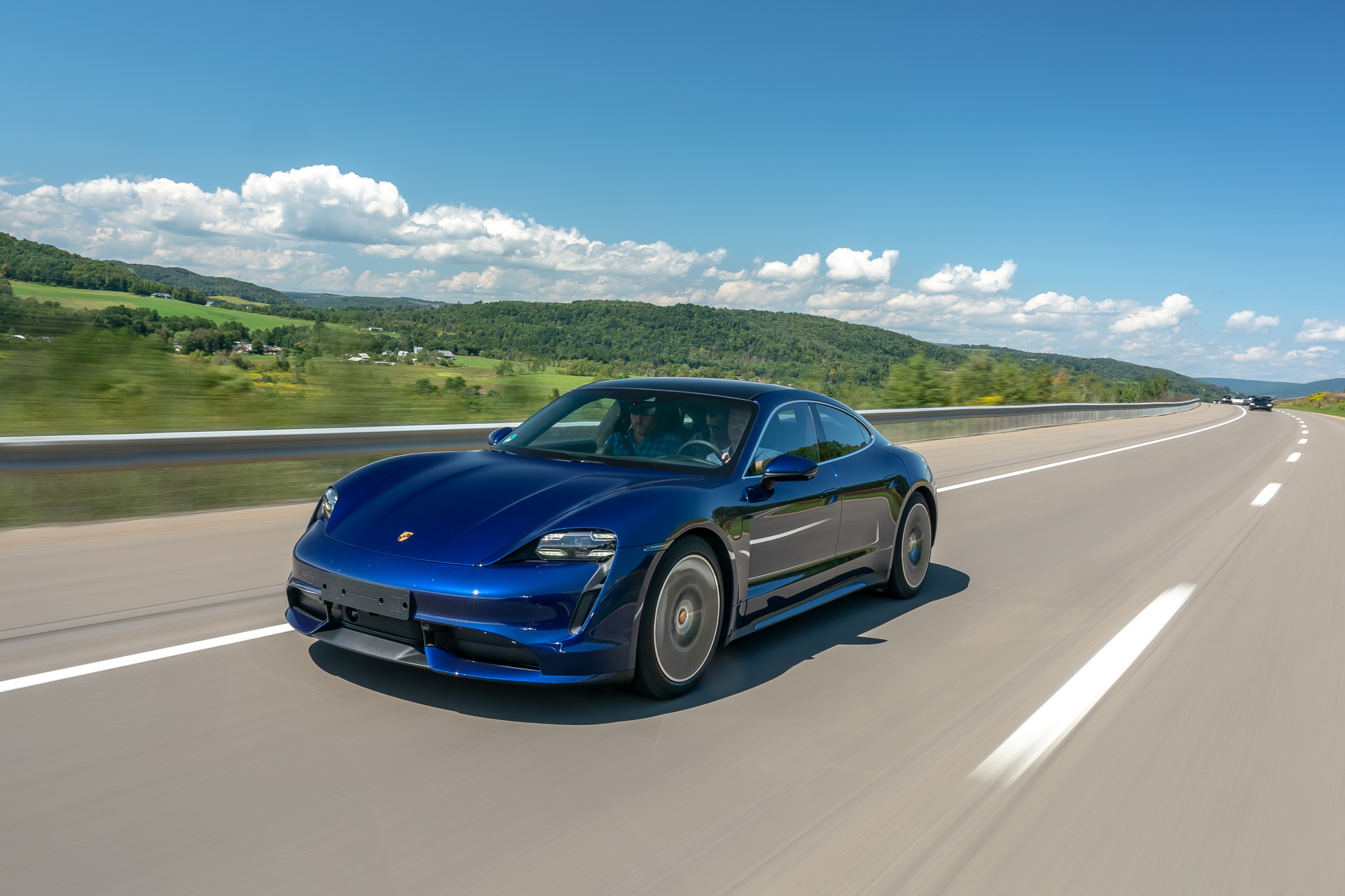 Porsche Taycan Makes 408-Mile Journey From Niagara Falls To NYC