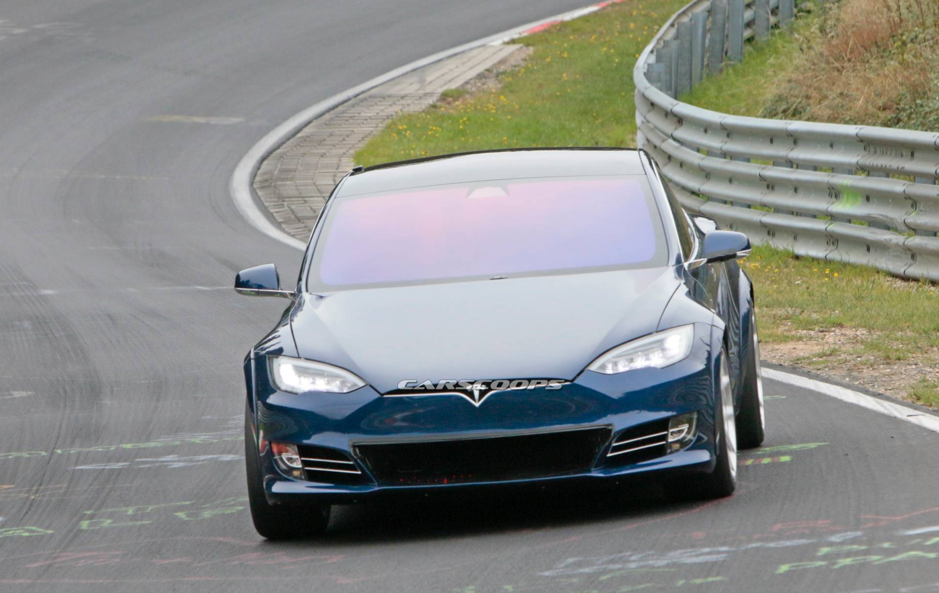 Tesla Model S Prototype Allegedly Demolishes Porsche Taycan’s ‘Ring Lap Record