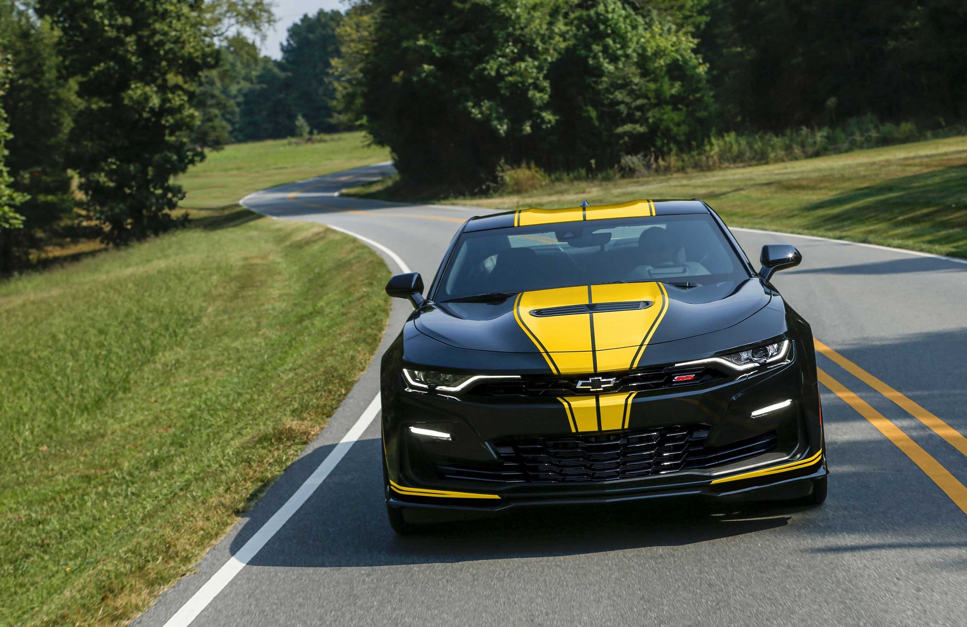 Hertz And Hendrick Motorsports Team Up To Offer A Camaro With Up To 750 HP