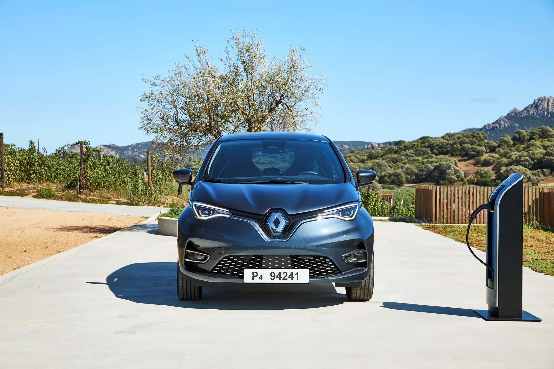 New Renault Zoe EV Launched In Europe With Up To 242 Miles Of Range