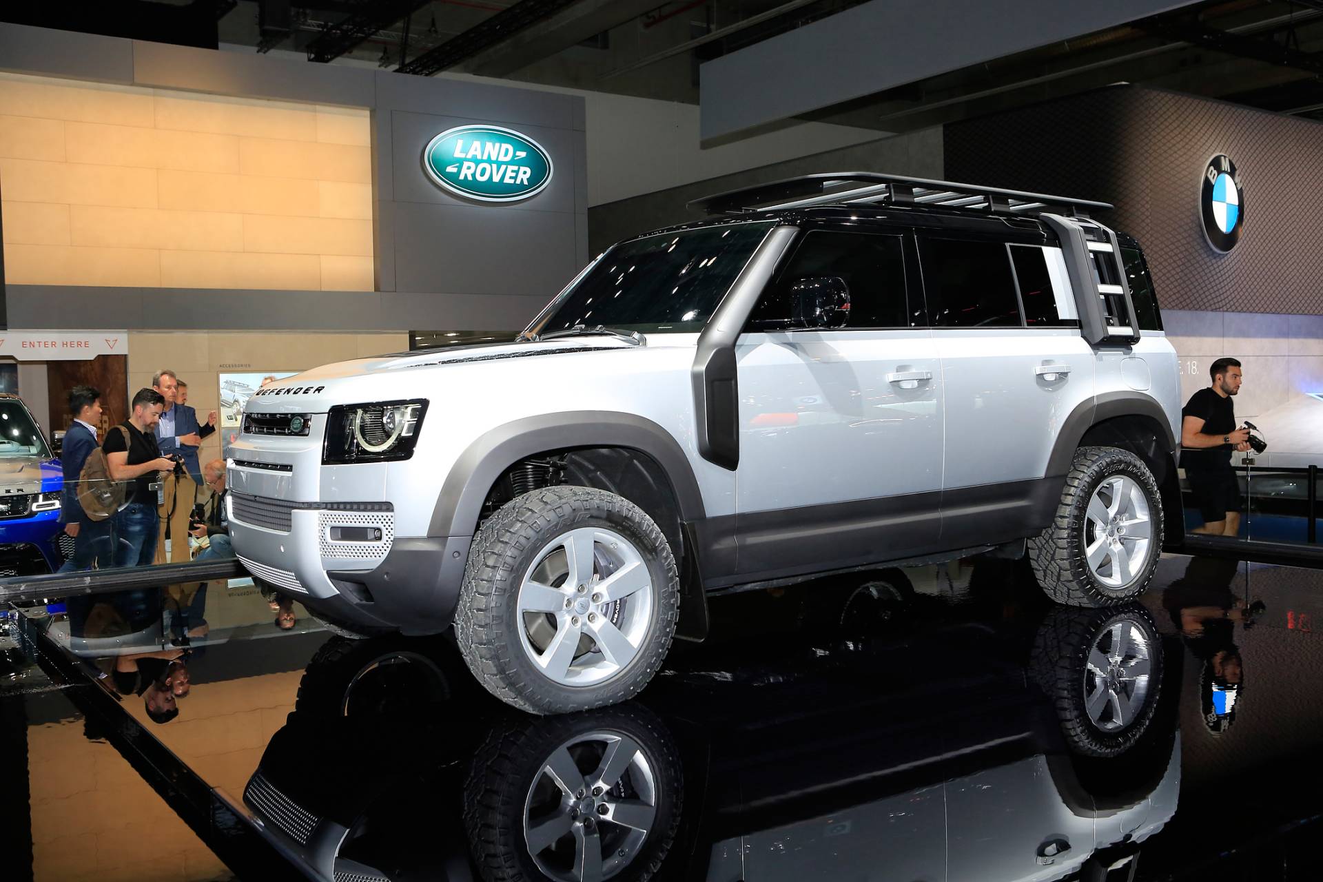2020 Land Rover Defender Yours From $50,925 In The U.S., £45,240 In Britain