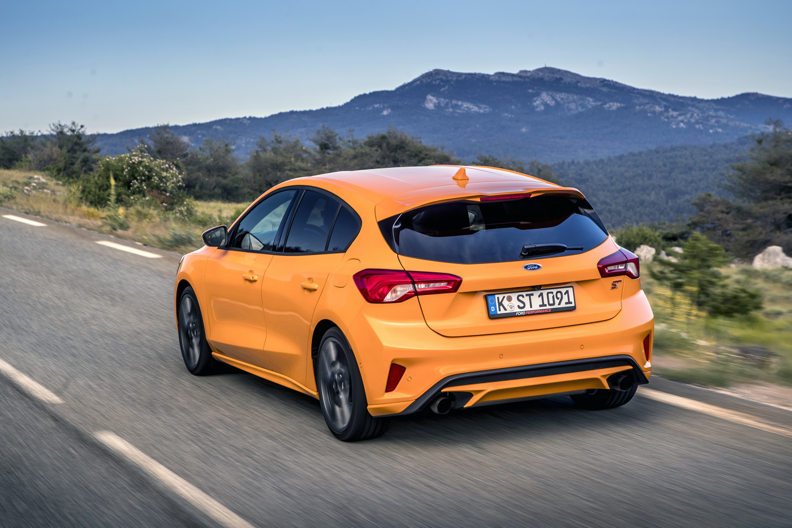 2020 Ford Focus ST Heads Down Under With 276 HP Petrol Four, AUD $44,690 Starting Price
