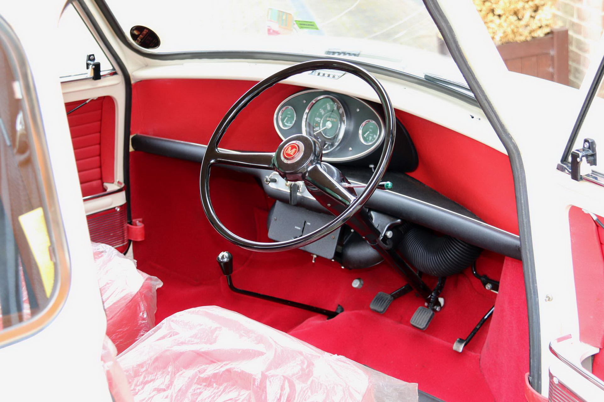 Original 1968 Mini With Just 271 Miles Is A Time Warp Machine