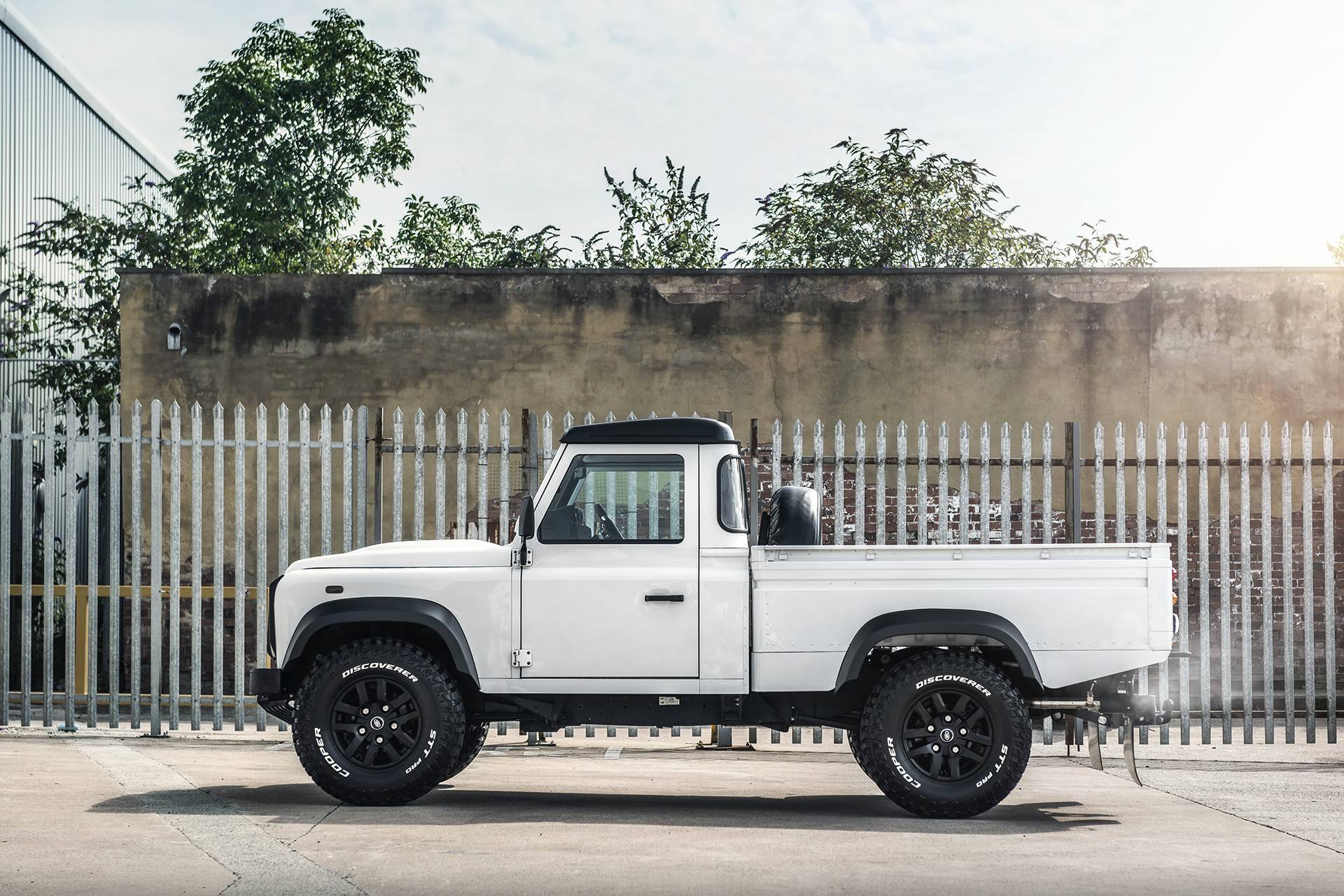 At $42k, Chelsea Truck’s Custom Land Rover Defender Pickup Is A Steal