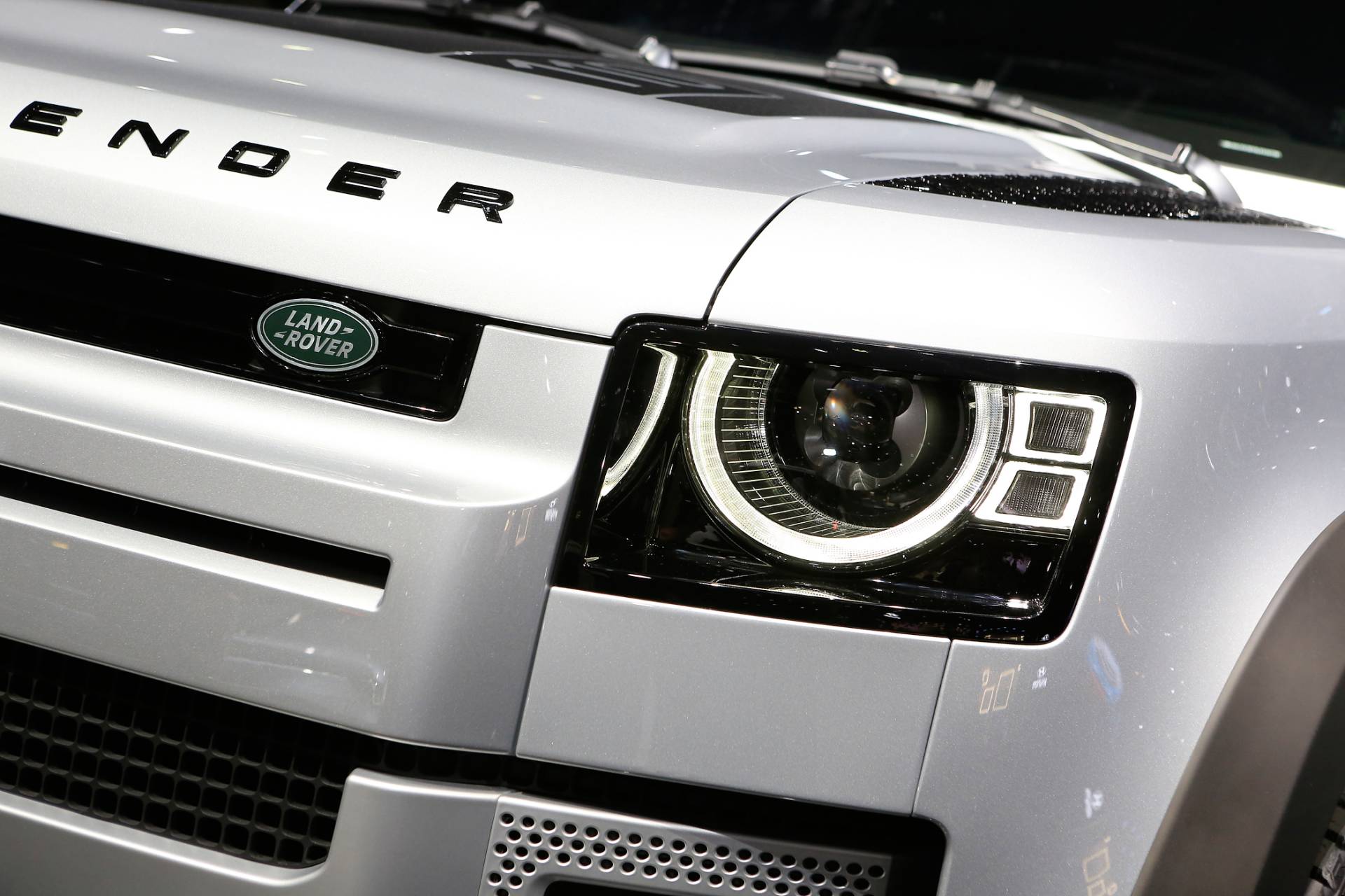 2020 Land Rover Defender Yours From $50,925 In The U.S., £45,240 In Britain