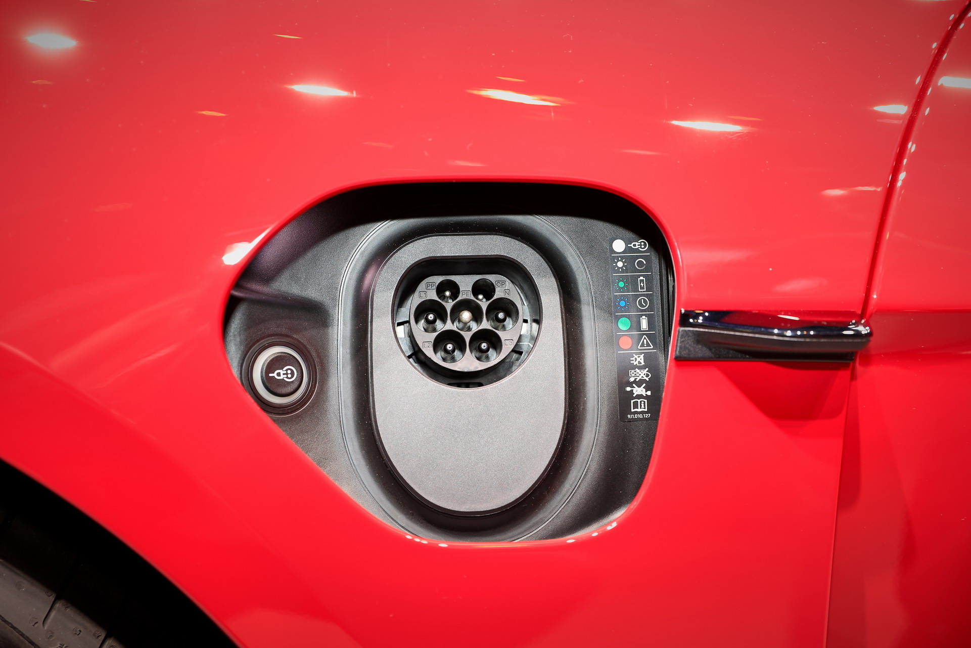 2020 Taycan Is All-Electric, All Sports And (Thankfully) All Porsche