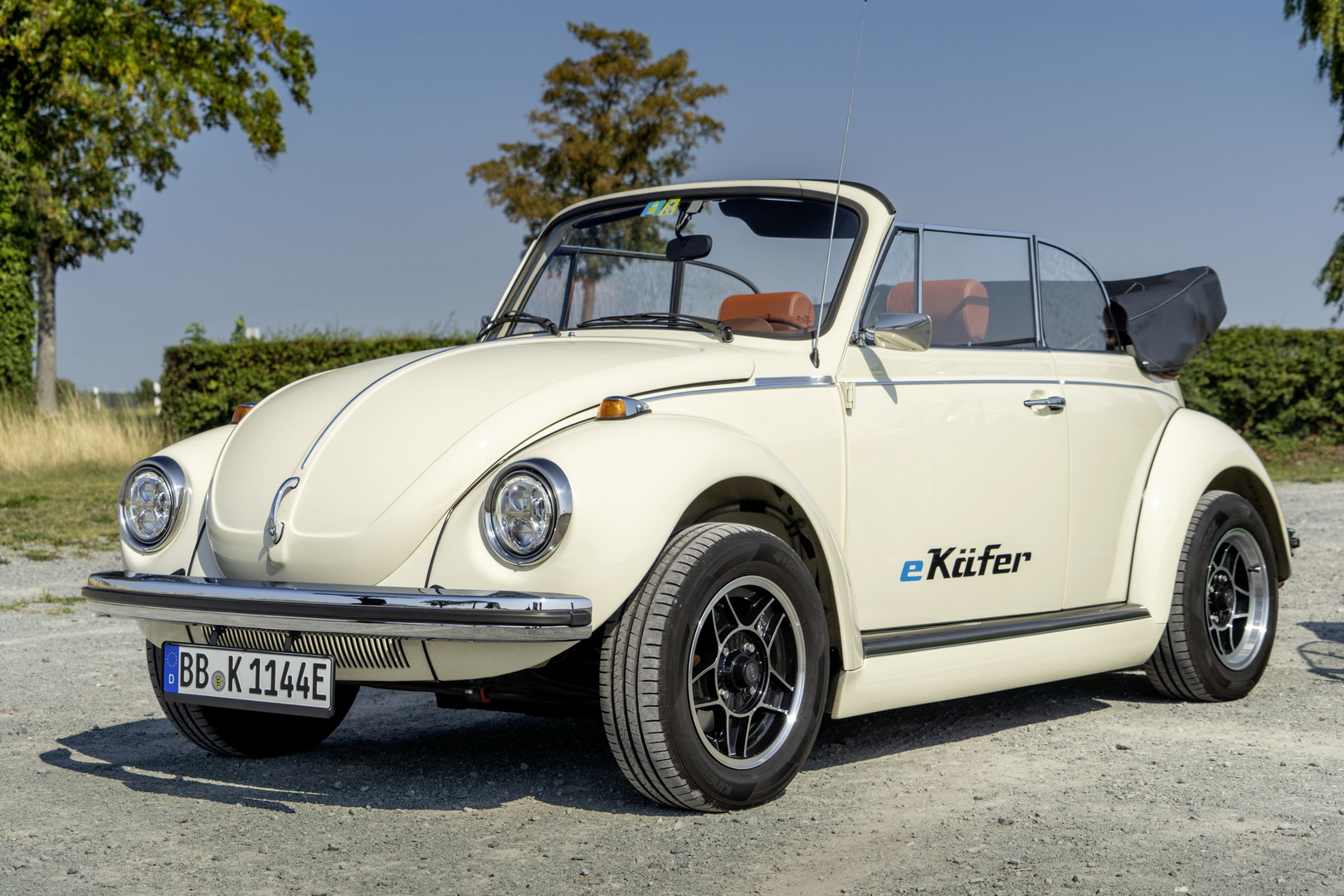 Volkswagen Creates Classic Beetle With e-Up!-Sourced Electric Powertrain