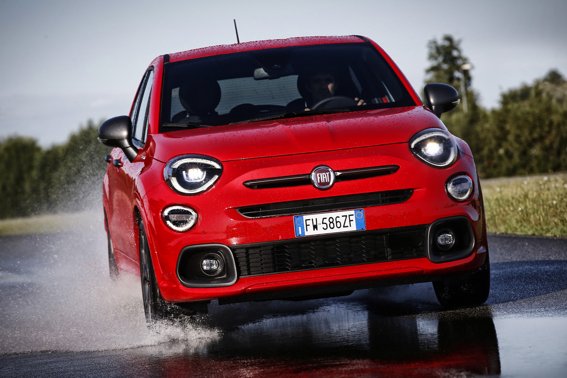 New, Range-Topping Fiat 500X Sport Offers Better Handling And Sharper Looks