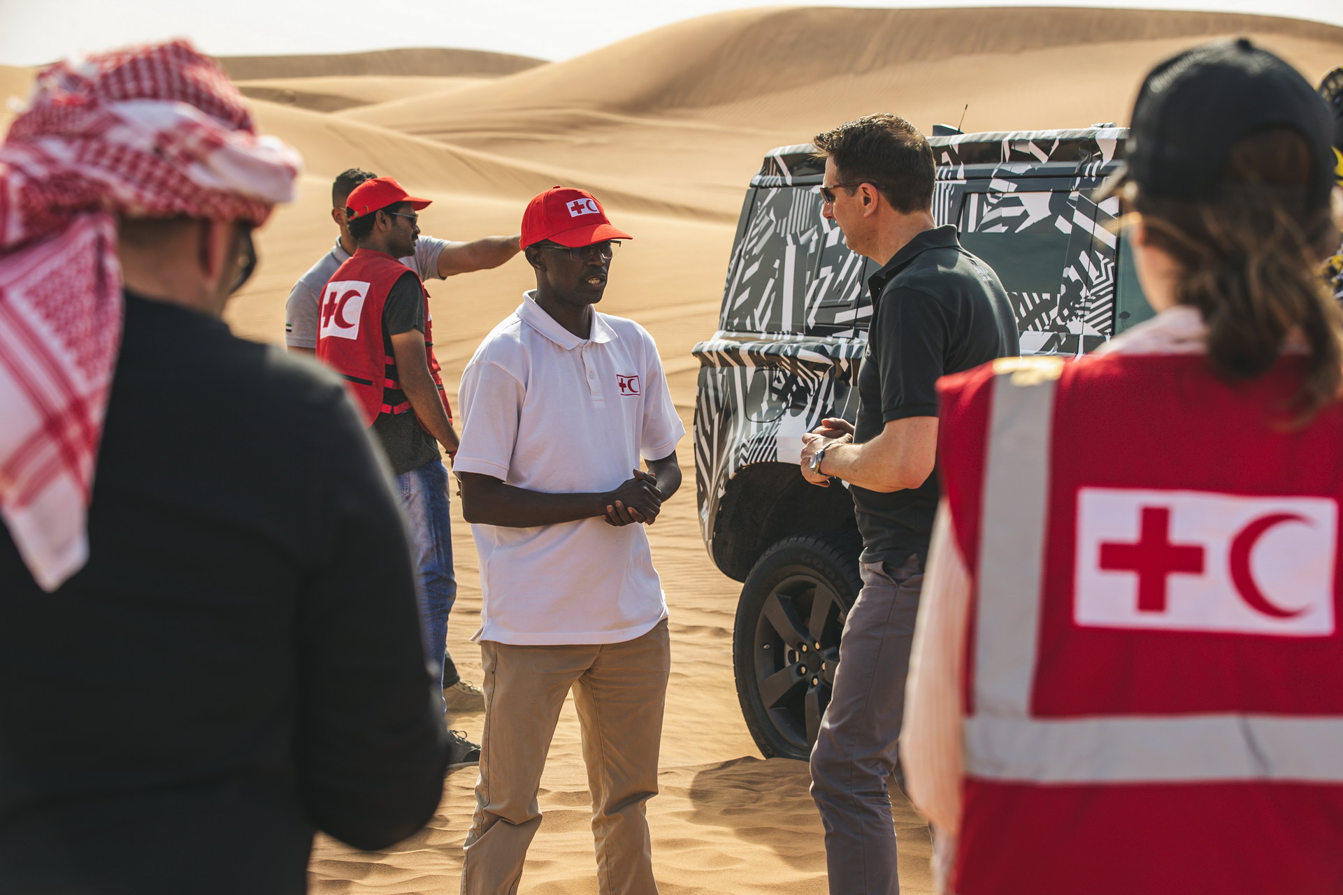 2020 Land Rover Defender Reborn As A Modern 4×4 With Advanced Tech