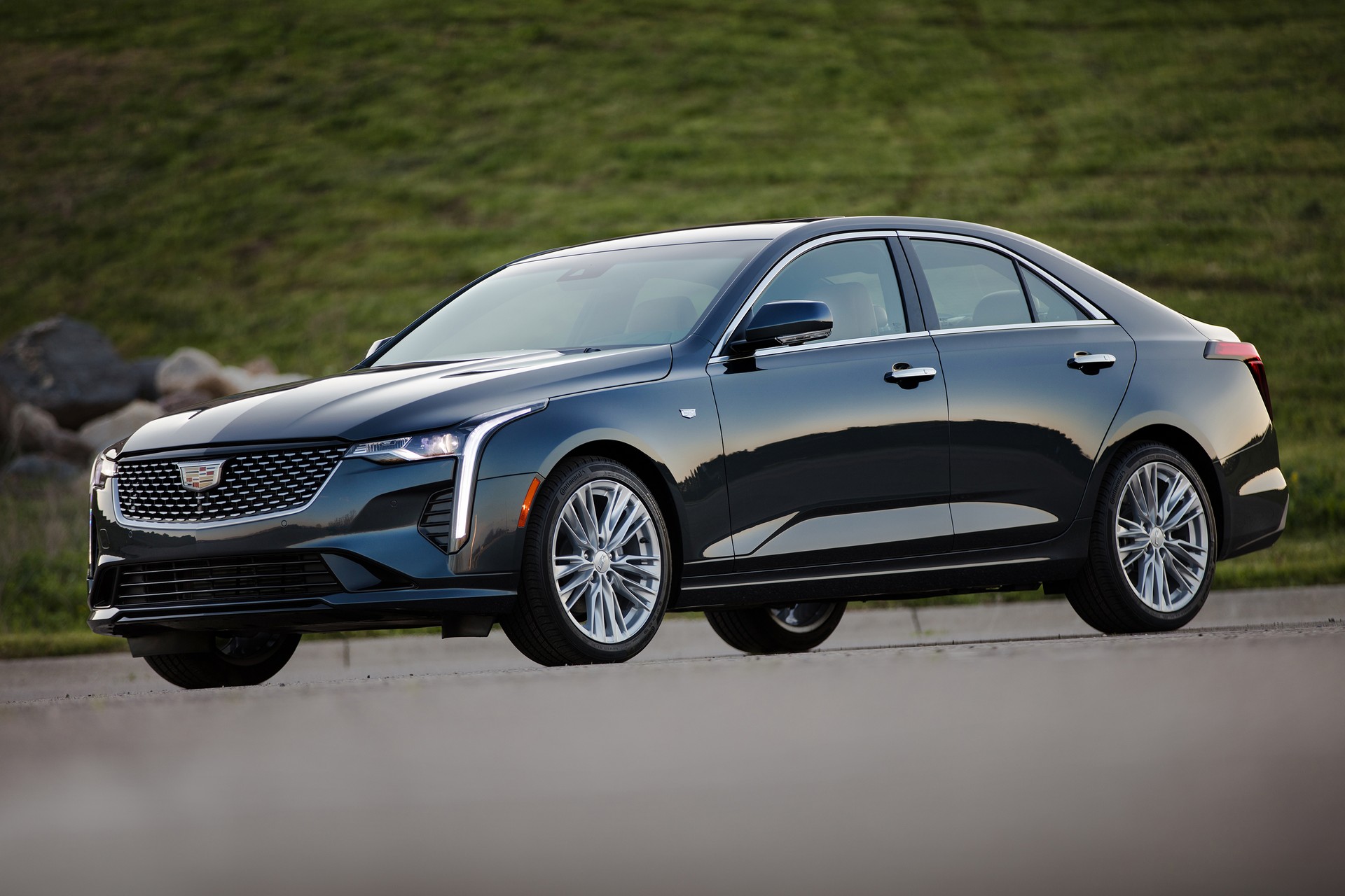 2020 Cadillac CT4 Debuts With Two Turbo Engines Developing Up To 309 HP