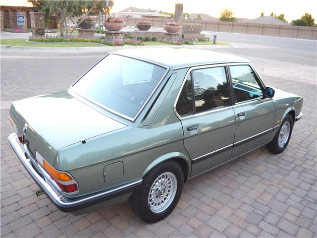 1985 BMW 518i With Reasonably Low Mileage Looks Good But Goes For $22k