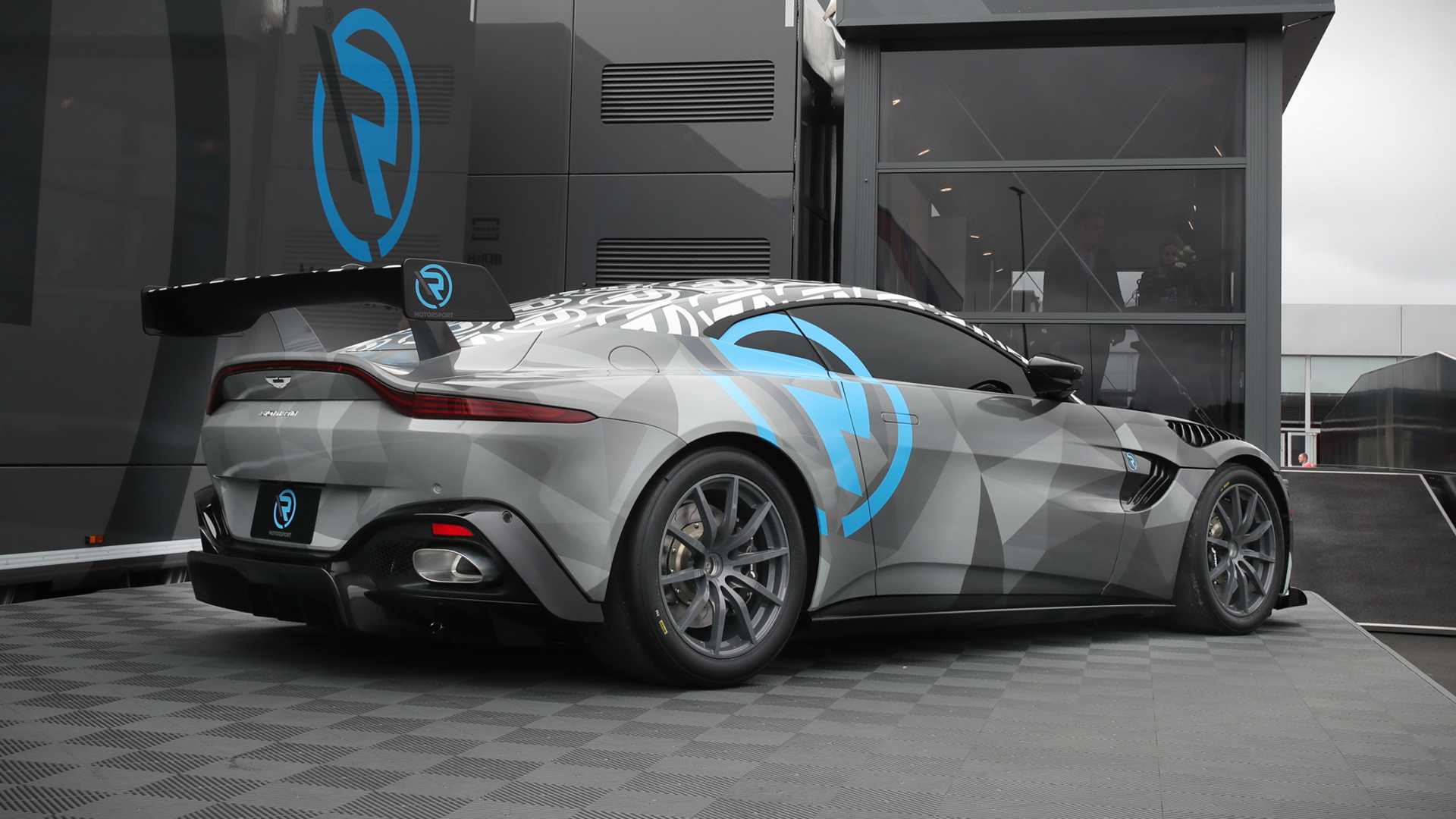 Aston Martin Unveils Vantage Cup For One-Make Racing Series