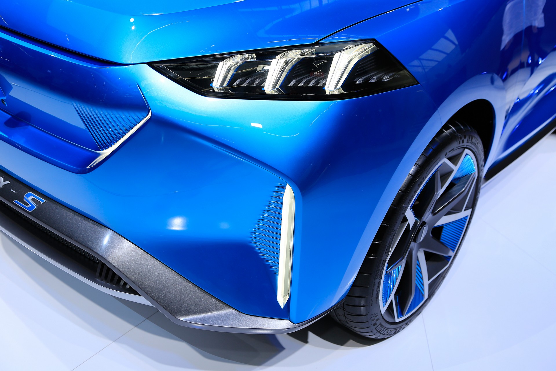 Chinese Wey’s Forward Is With The S And X Crossover Concepts