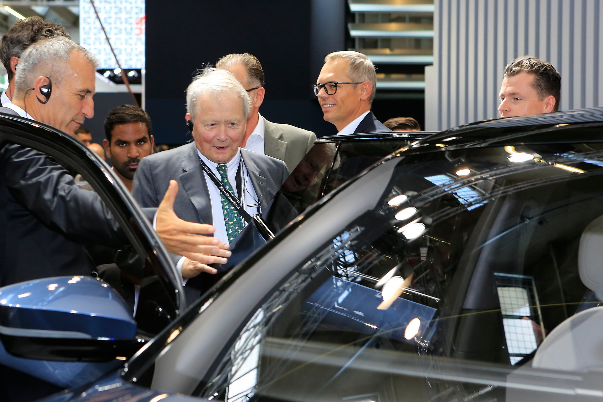 Production Byton M-Byte EV Retains Ginormous 48-Inch Digital Dash, Starts At €45,000