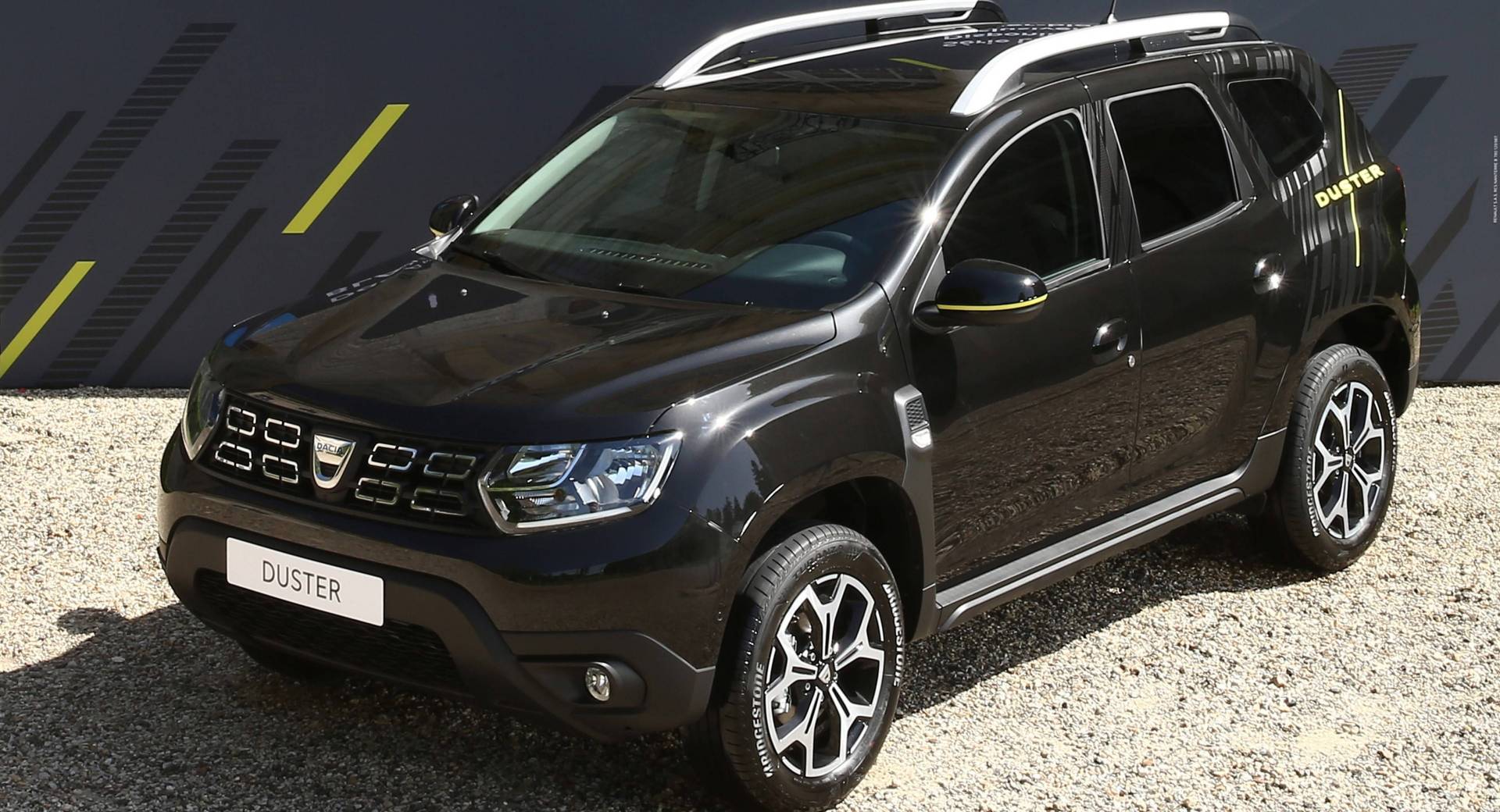 France Only Dacia  Duster  Black Collector Edition Goes On 