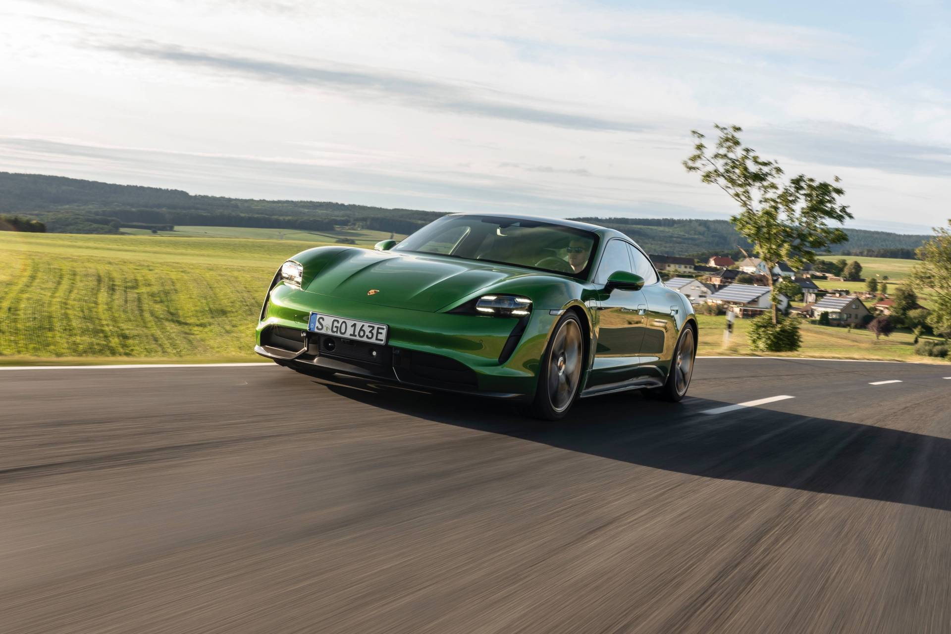 Forget About The Nürburgring – The 2020 Porsche Taycan Looks Best In Its Natural Habitat