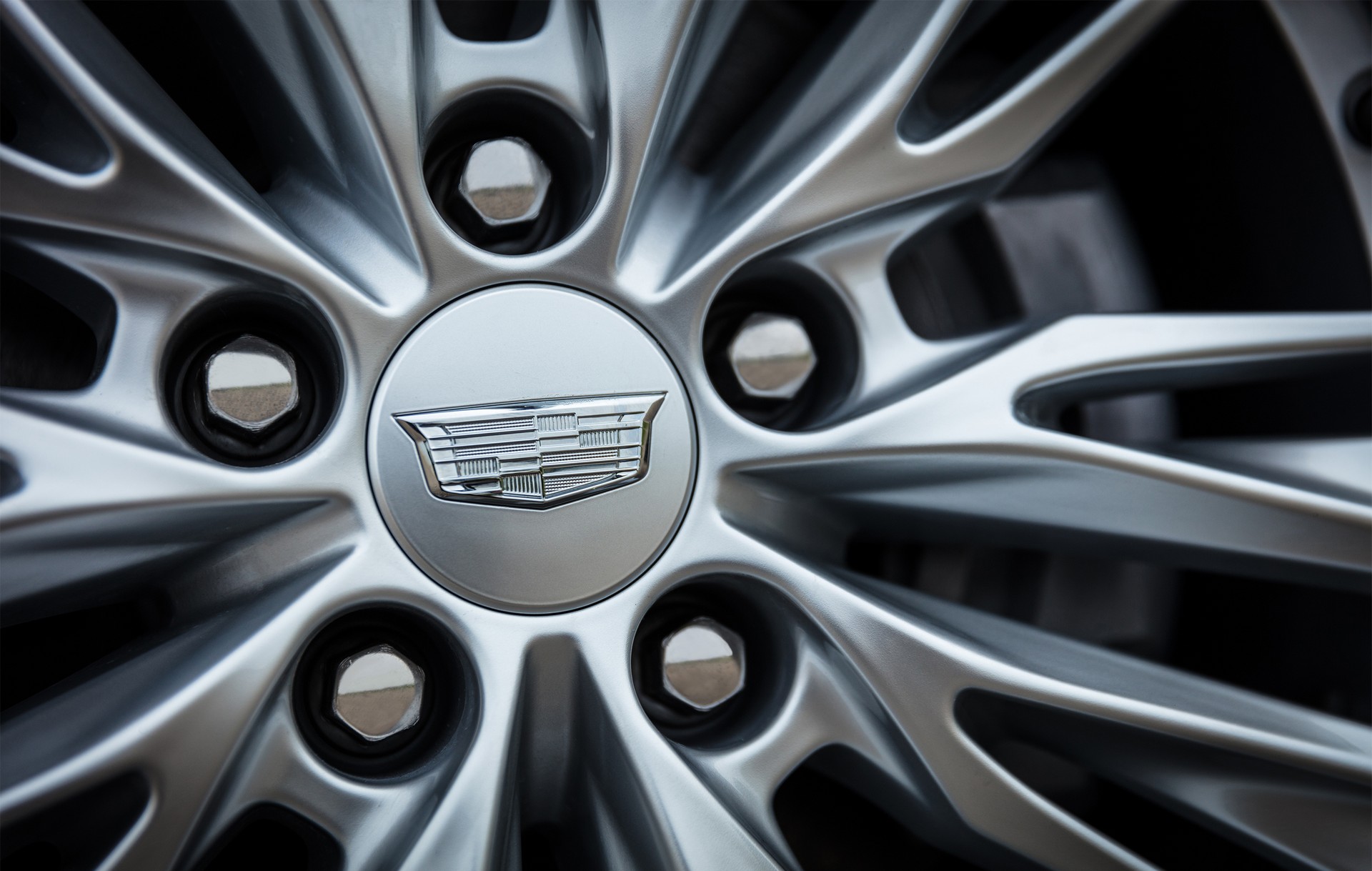 2020 Cadillac CT4 Debuts With Two Turbo Engines Developing Up To 309 HP