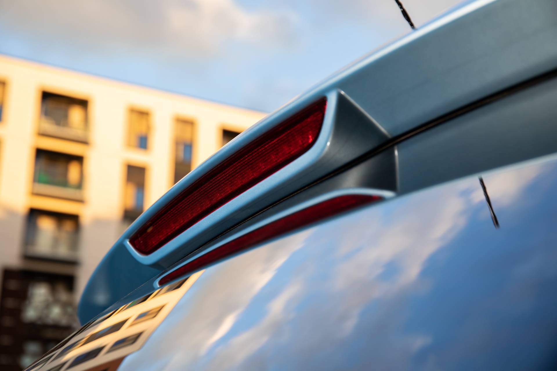 MG Racks Up 2,000 Orders For ZS EV, Extends Discounts To Next 1,000 Buyers