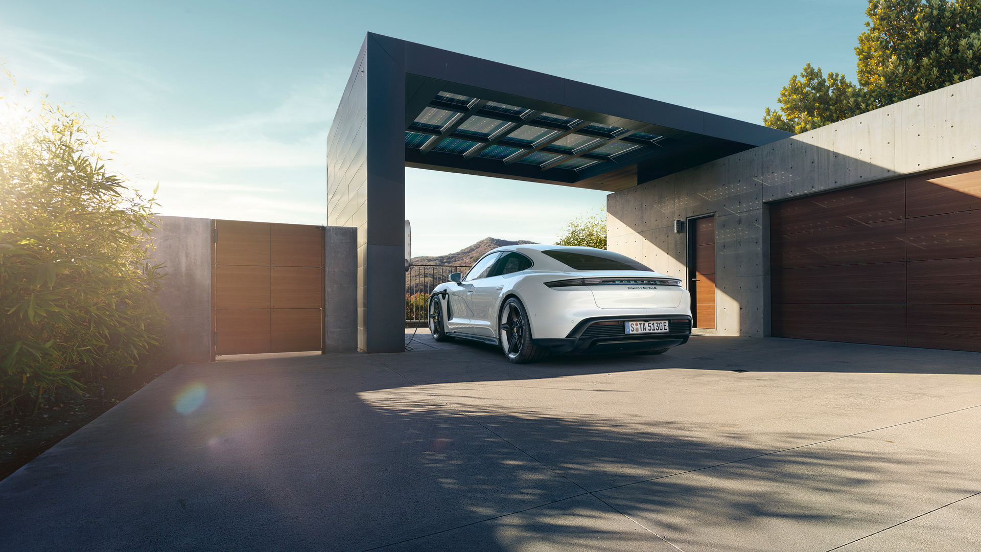 2020 Porsche Taycan Configurator Launched – Pricing Starts At $150,900