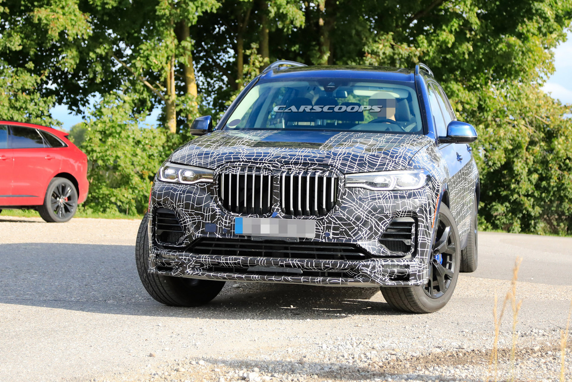 2020 Alpina XB7 Spotted Wearing Full Production Body