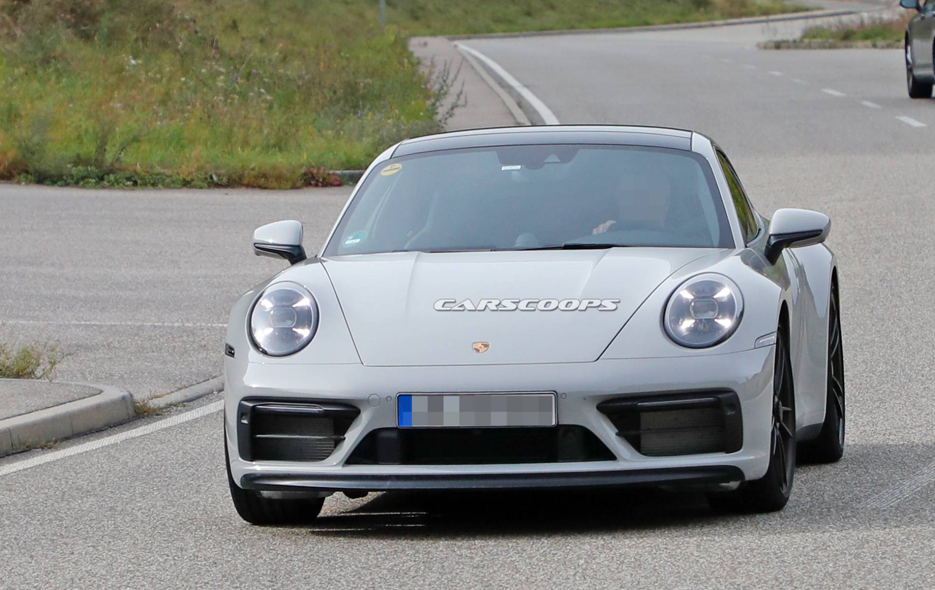 New Porsche 911 GTS Spotted Undisguised (Again), Should Be The 992 To Get
