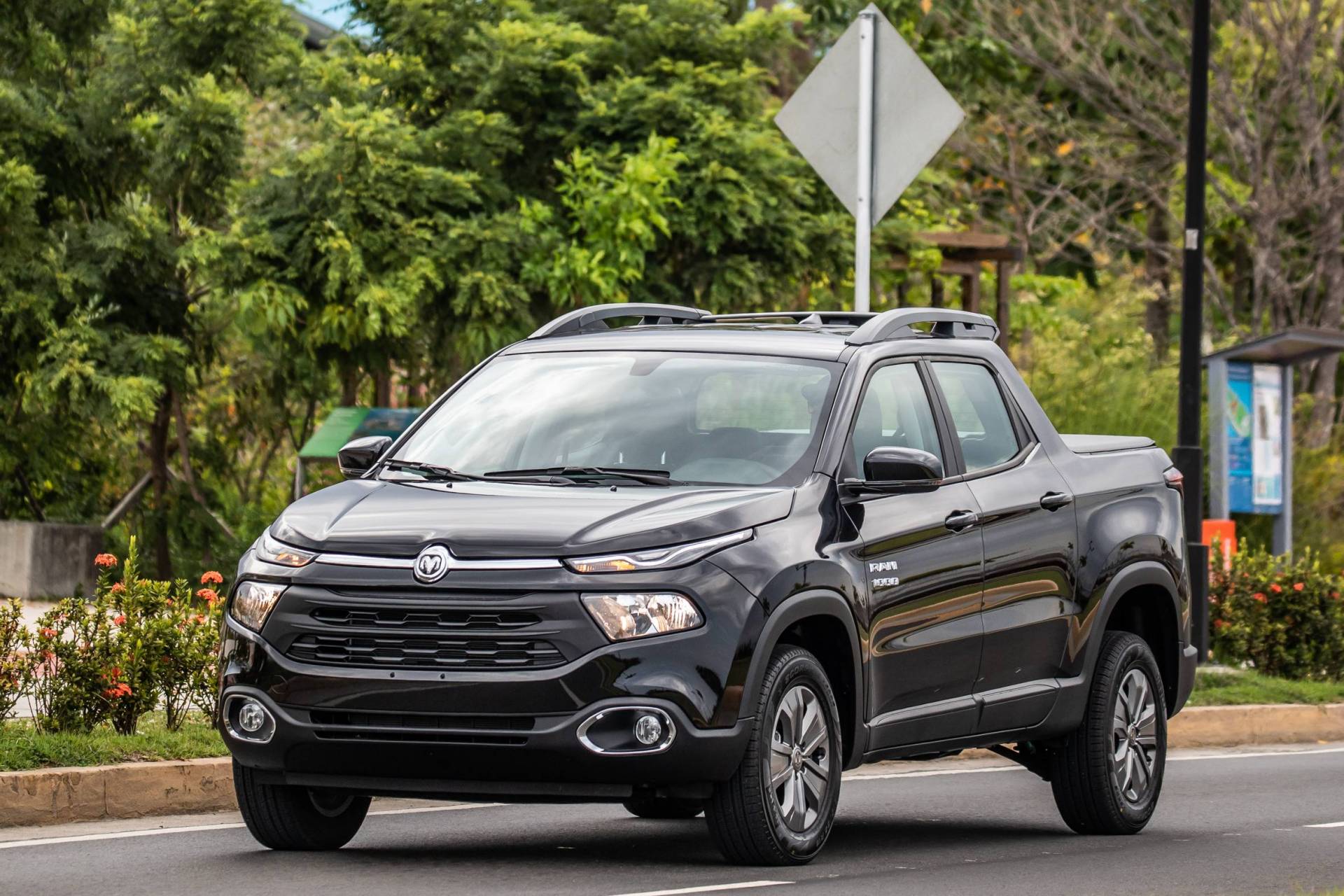 Ram 1000 Pickup Is A Rebadged Fiat Toro For Certain Latin American Markets