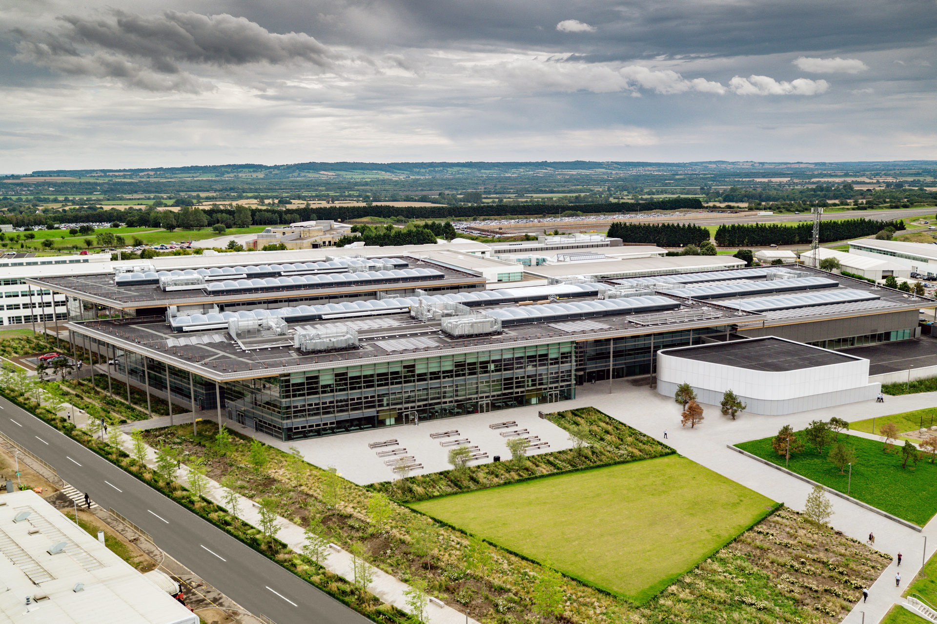 Jaguar Land Rover Unveils Expanded $600 Million Gaydon Site