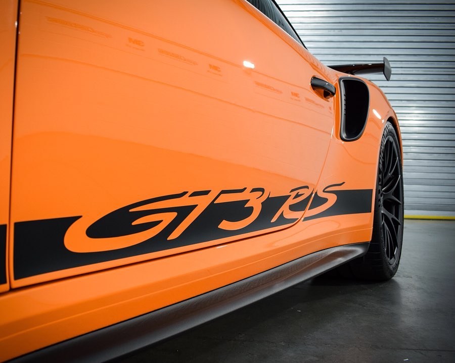 Confused? This 2019 Porsche 911 GT3 RS (991.2) Was Custom Ordered In The 997-Gen’s Colors