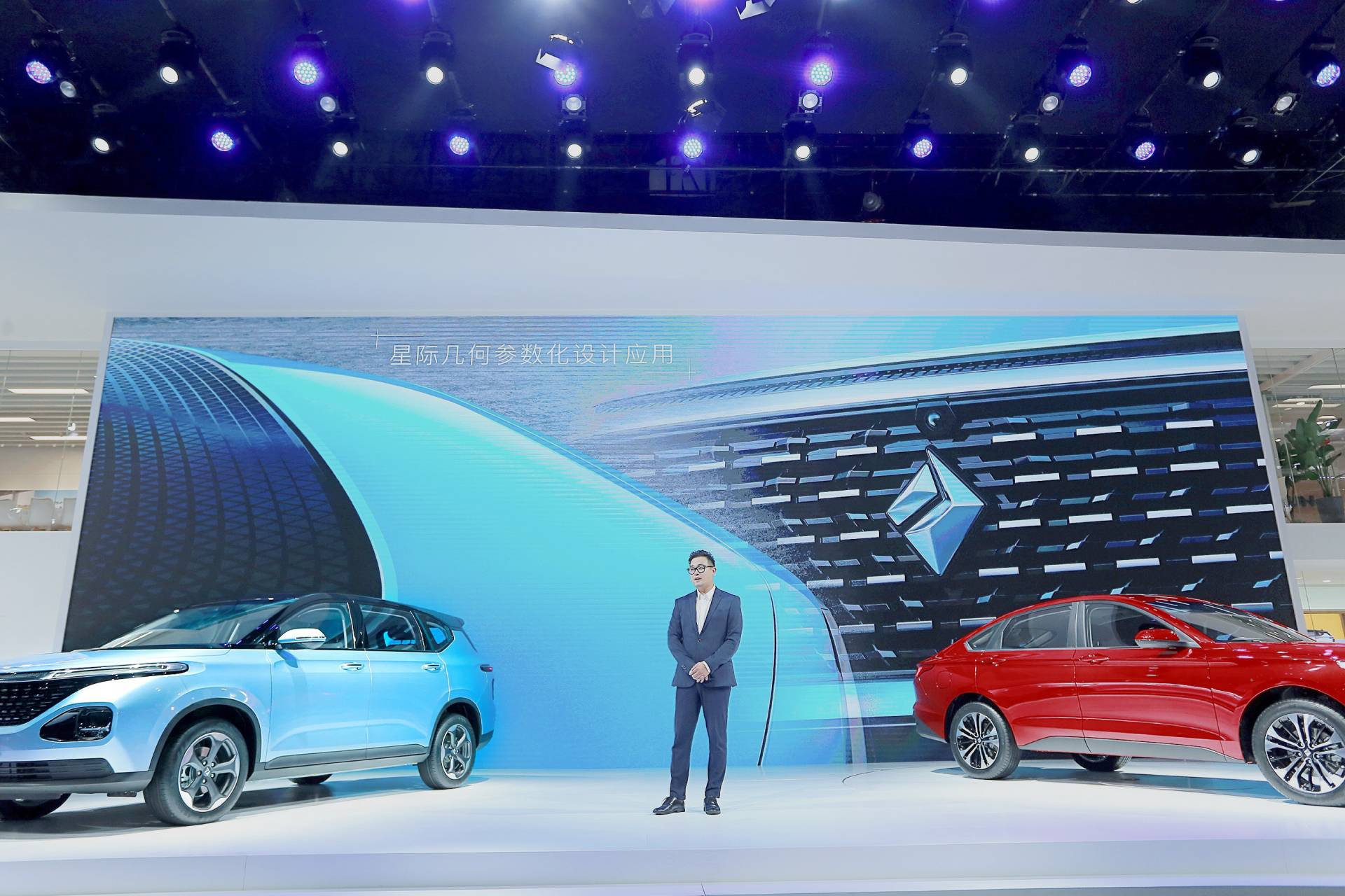 Baojun RM-5 MPV And RC-6 Crossover Debut In China With Shared Powertrain, Tech