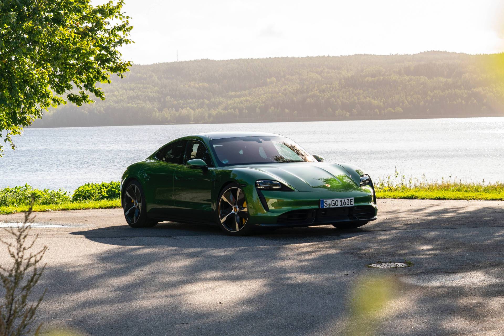 Forget About The Nürburgring – The 2020 Porsche Taycan Looks Best In Its Natural Habitat