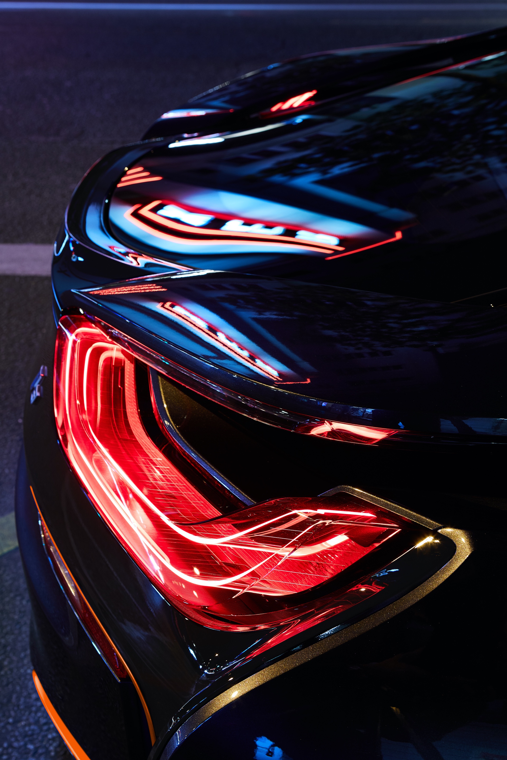 BMW i3s Edition RoadStyle And i8 Ultimate Sophisto Edition Keep The Hybrids Fresh