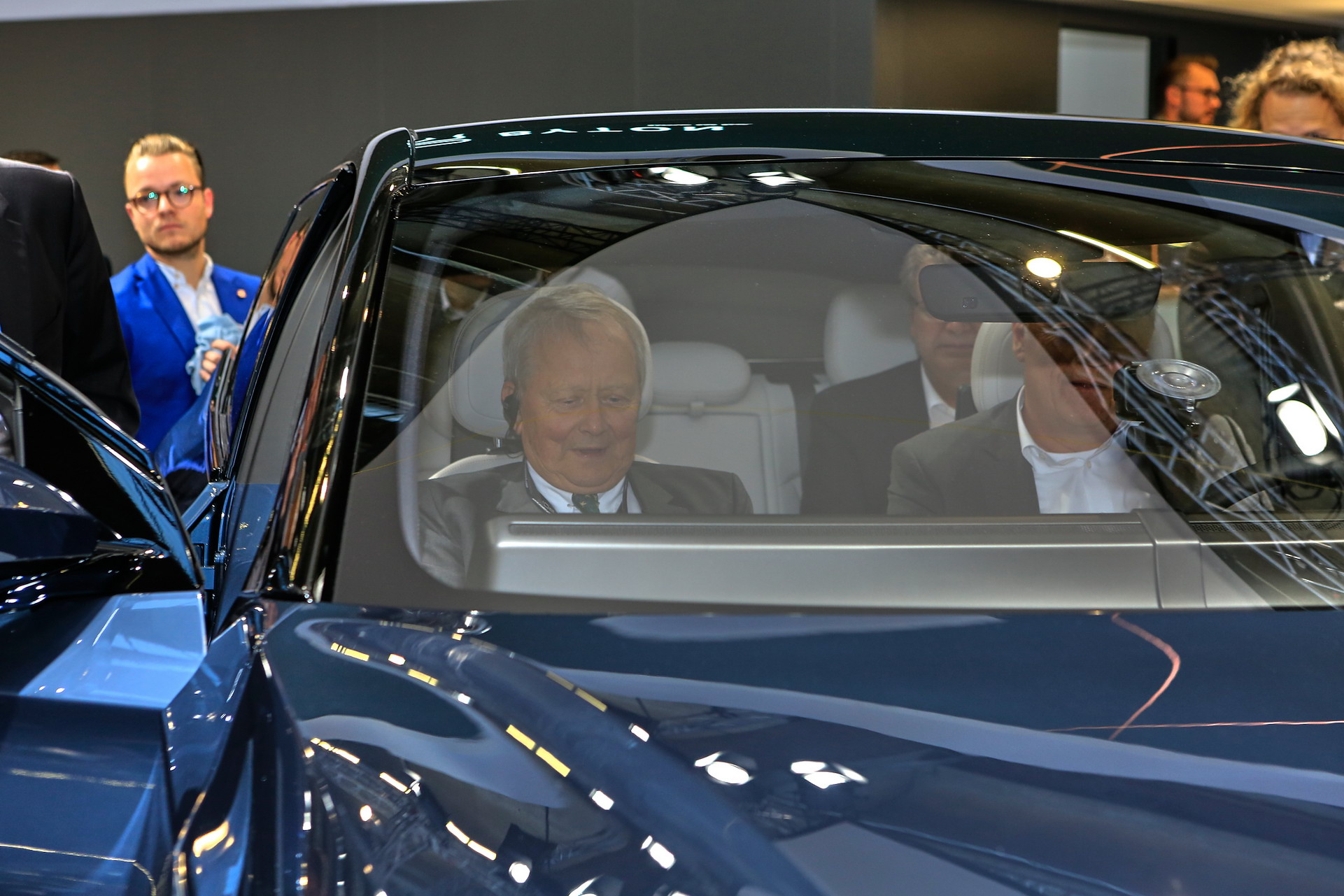 Production Byton M-Byte EV Retains Ginormous 48-Inch Digital Dash, Starts At €45,000