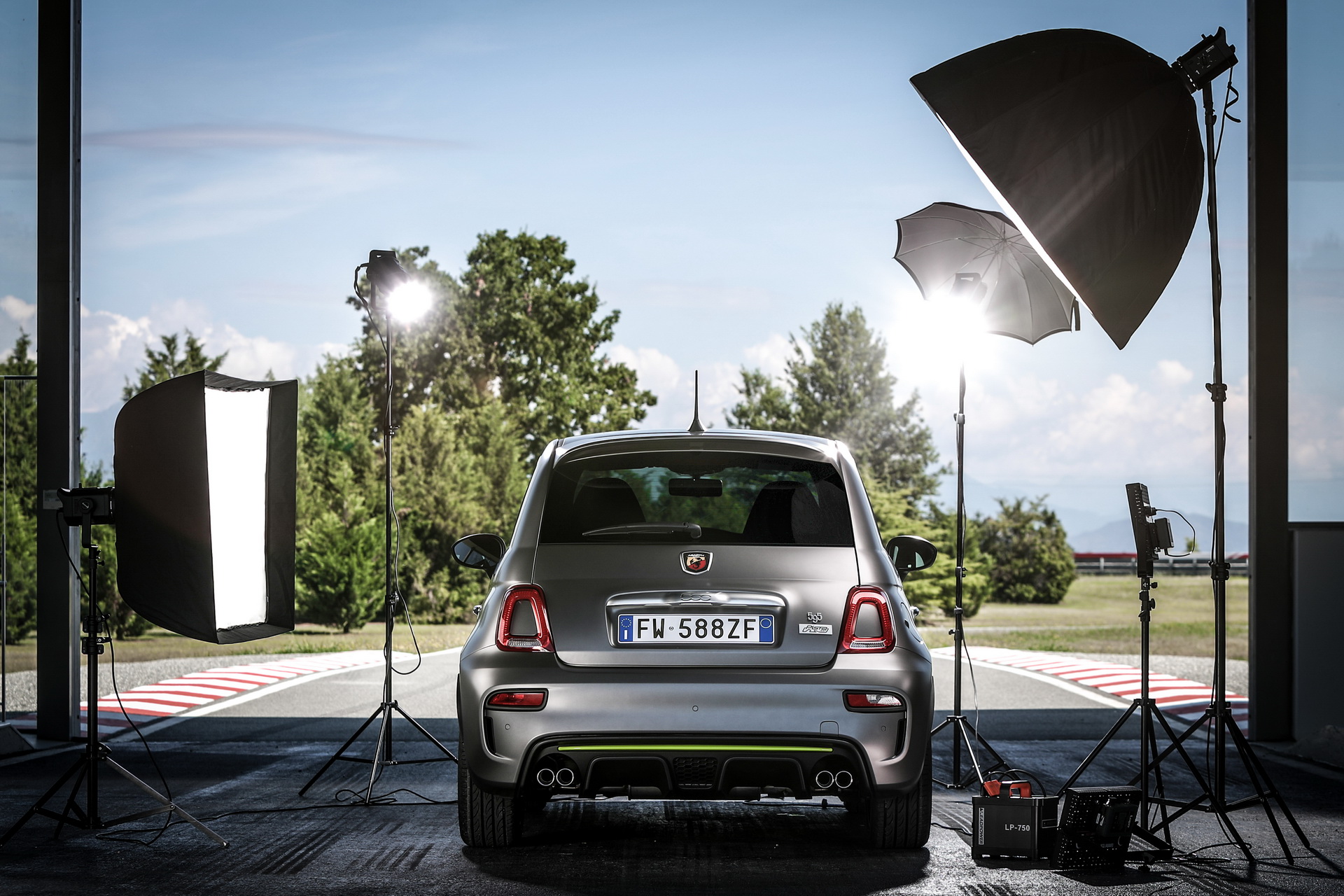 New Abarth 595 Pista Packs 165 PS In A More Focused Chassis