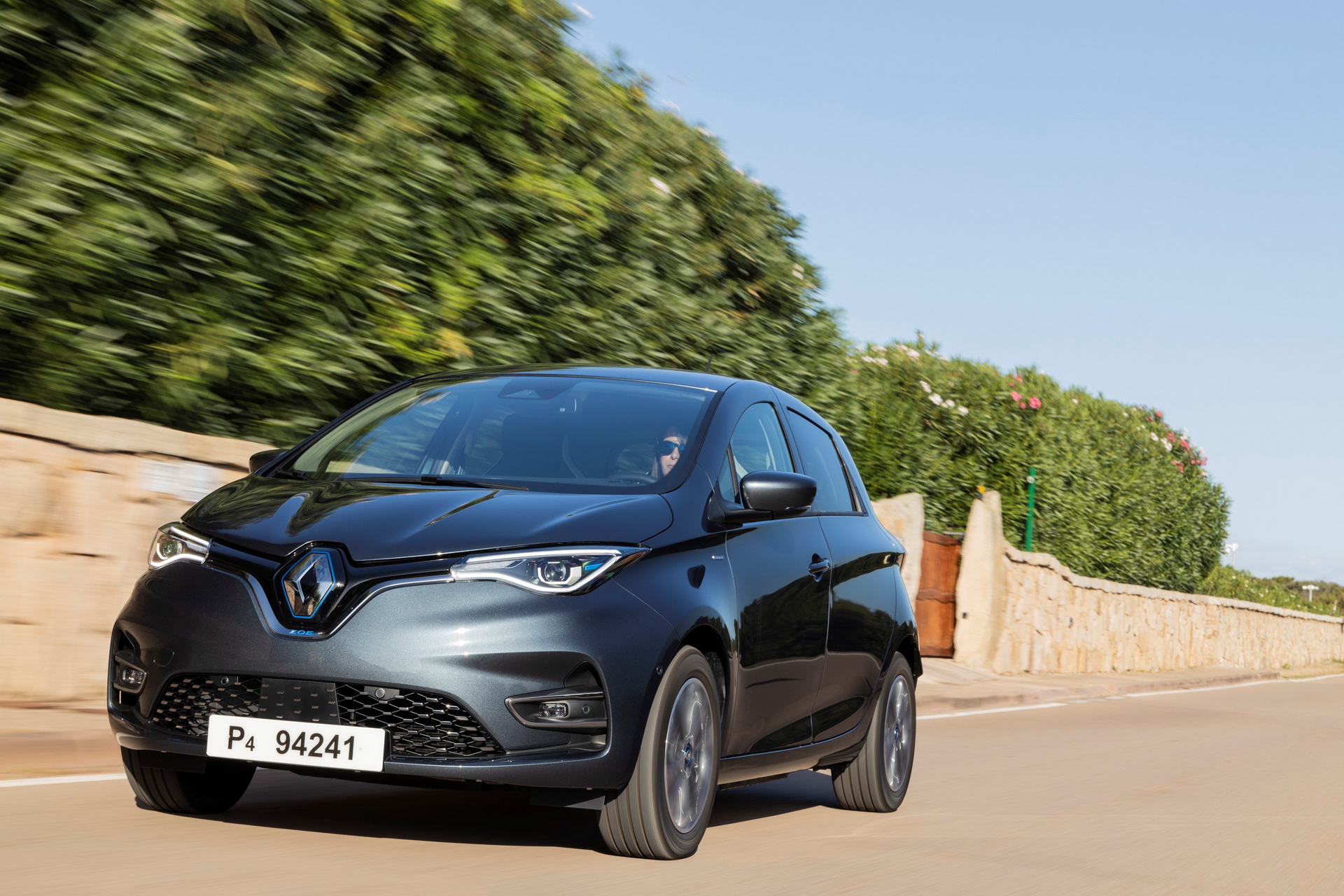 New Renault Zoe EV Launched In Europe With Up To 242 Miles Of Range