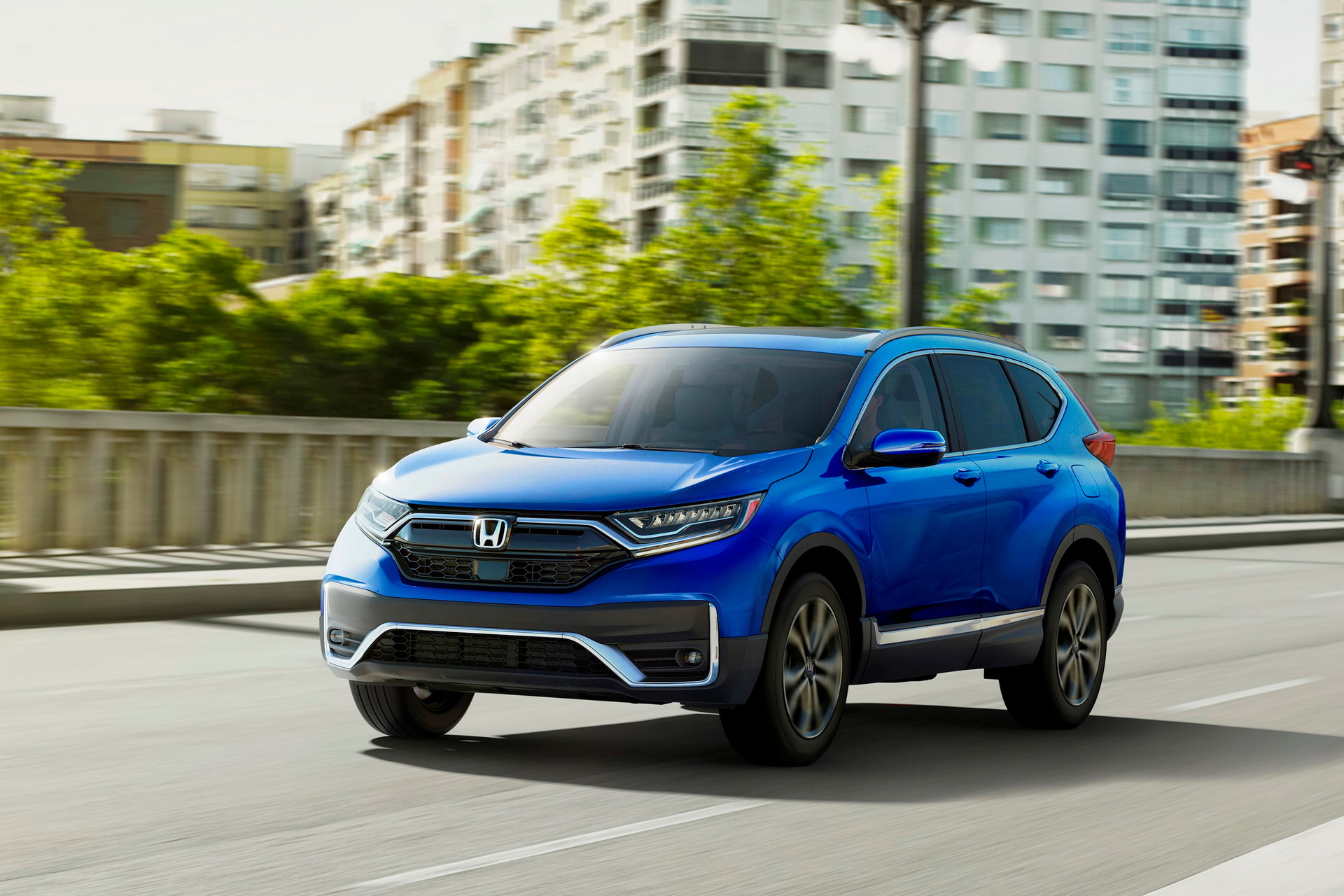 2020 Honda CR-V Gains New U.S.-Built Hybrid Version, Drops Base 2.4L Engine