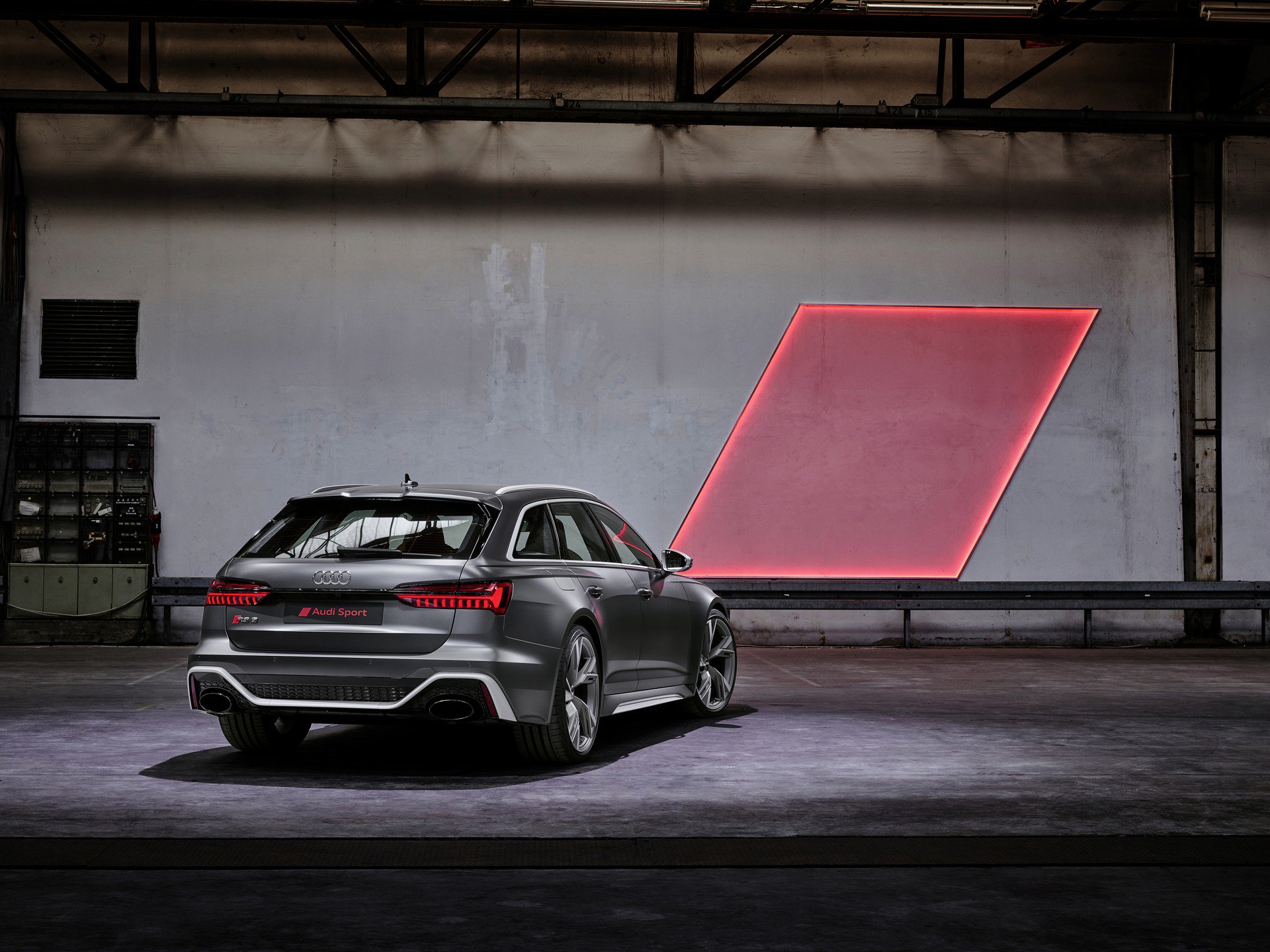 Audi’s RS6 Avant Should Convince You Once And For All That Wagons Can Be Kewl