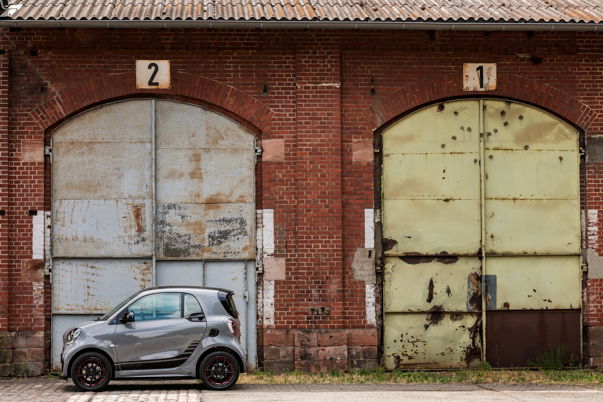 2020 Smart EQ ForTwo And ForFour Revealed With New Looks, Same Dismal Powertrain