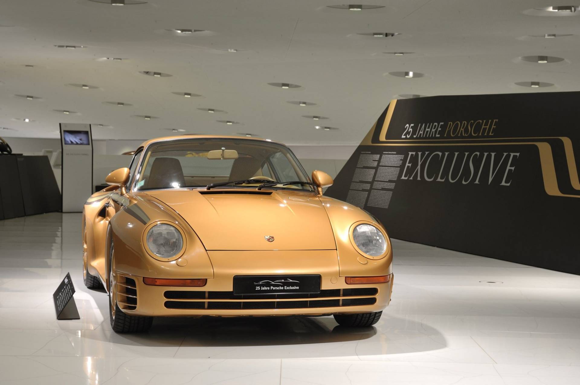 Porsche Exclusive Built Seven Unique 959s For A Sheikh, Including This Golden One