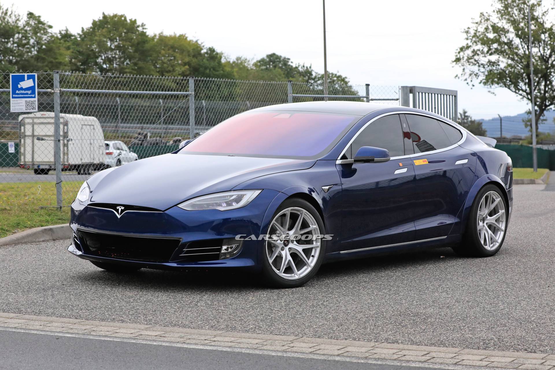 Tesla Model S Prototype Allegedly Demolishes Porsche Taycan’s ‘Ring Lap Record
