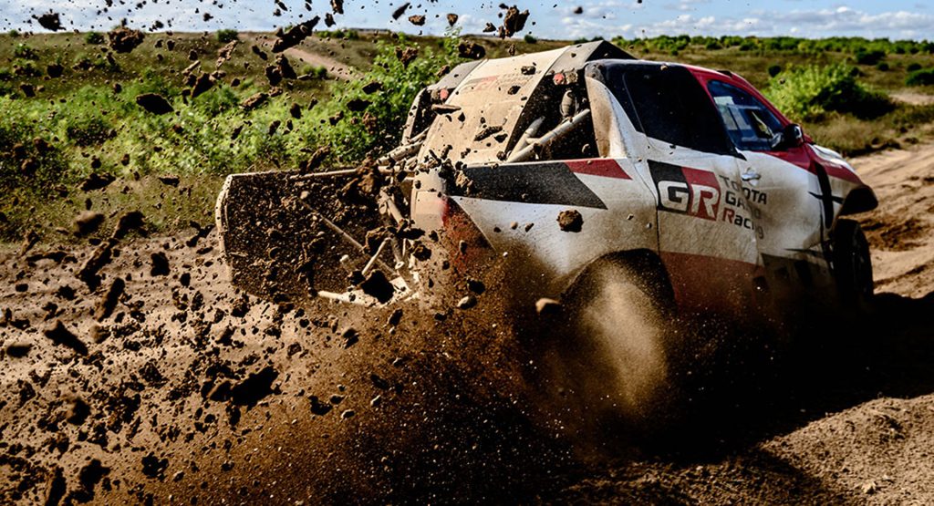  Fernando Alonso Completes Tests With Toyota In Preparation For 2020 Dakar