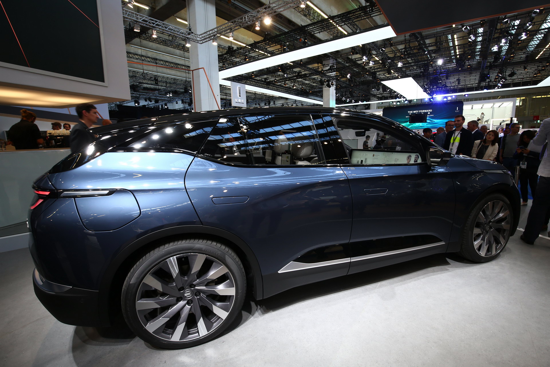 Production Byton M-Byte EV Retains Ginormous 48-Inch Digital Dash, Starts At €45,000