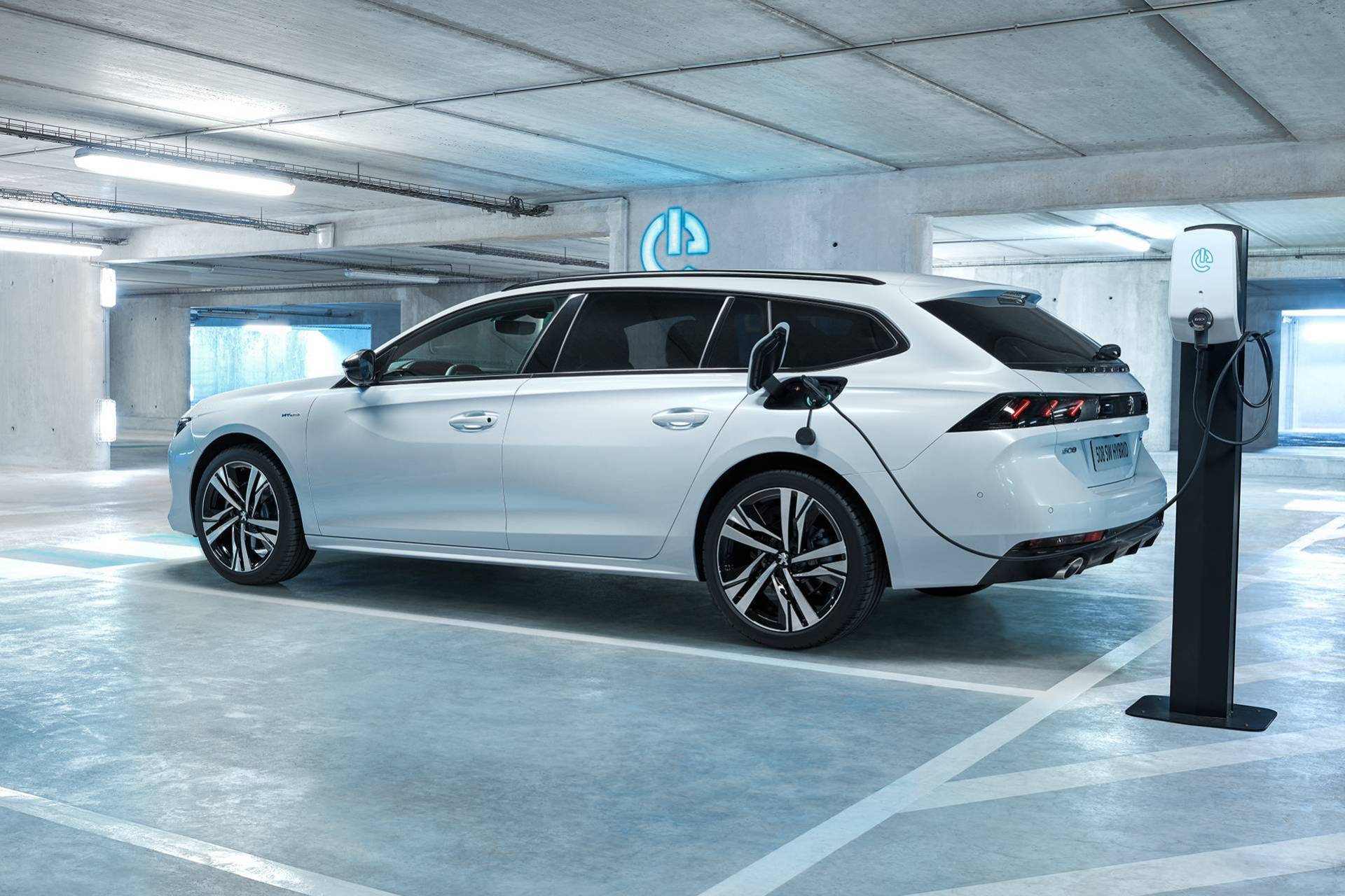 New Peugeot 508 Hybrids WLTP Rated At 1.3 L/100 Km Or 180 MPG – Albeit With Electric Motor Use Included