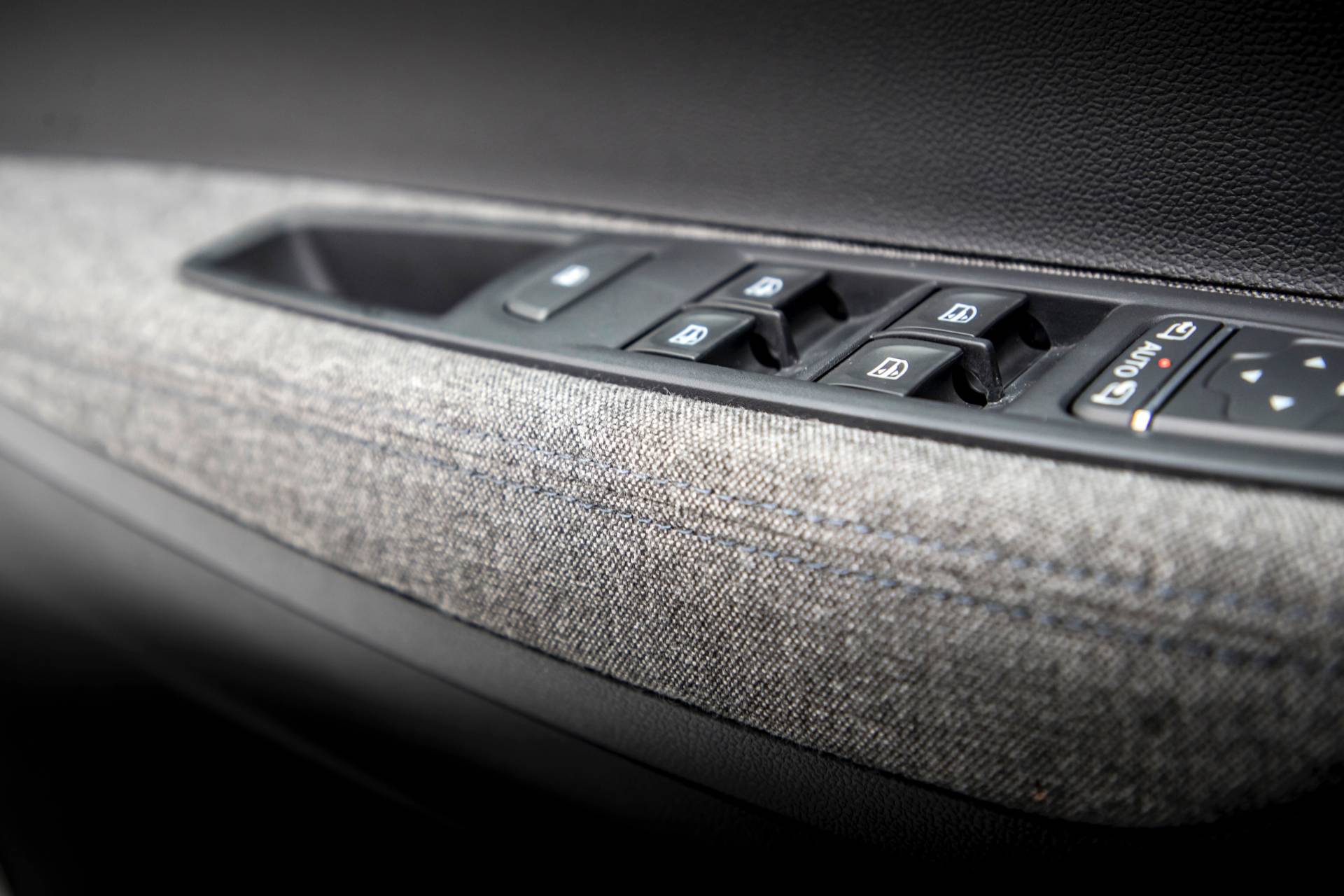 UK’s 2020 Renault Zoe Priced From £25,670, Or £18,670 With Battery Lease