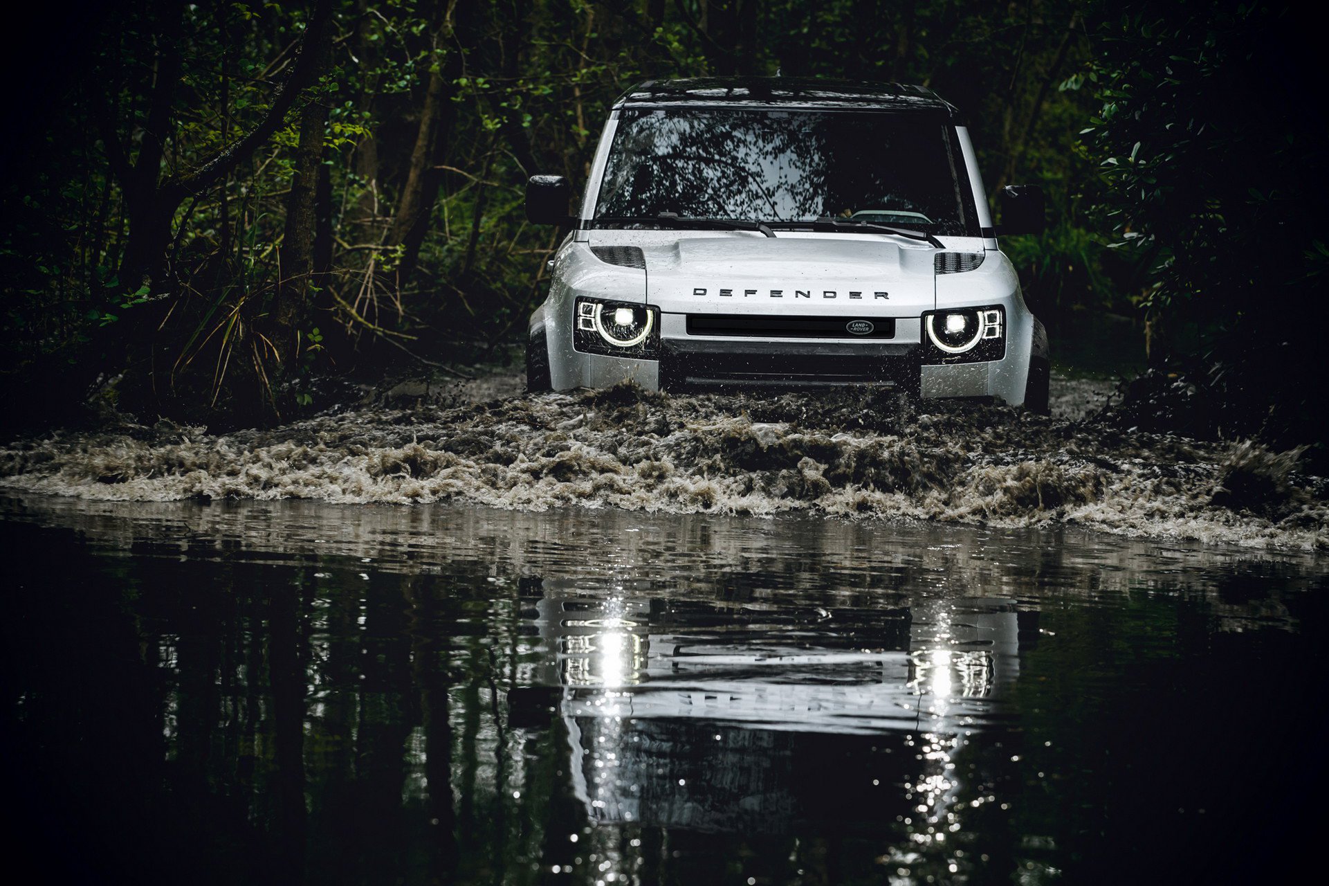 Land Rover Is Obsessed With Improving Reliability Of Its Tech